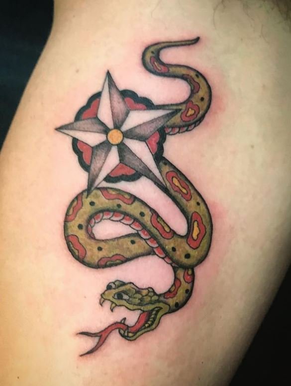 west_animal_snake_color_star_traditional_rabblerousertattoo_losangeles.jpg