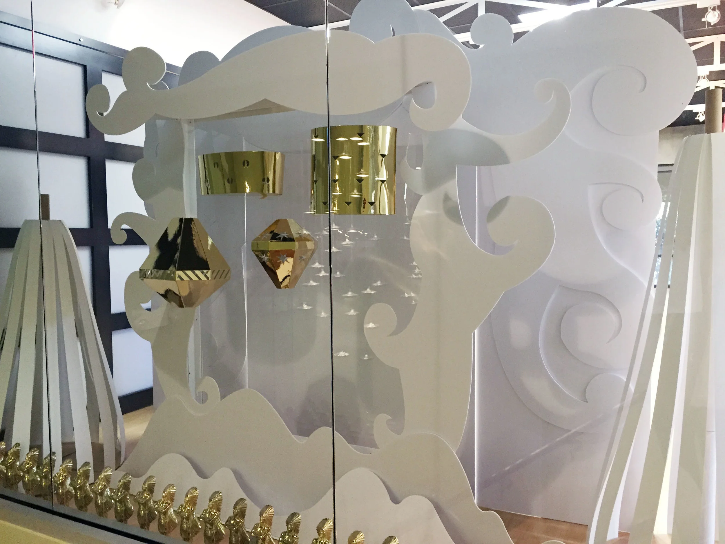 Holiday Window Display - Rapid Displays