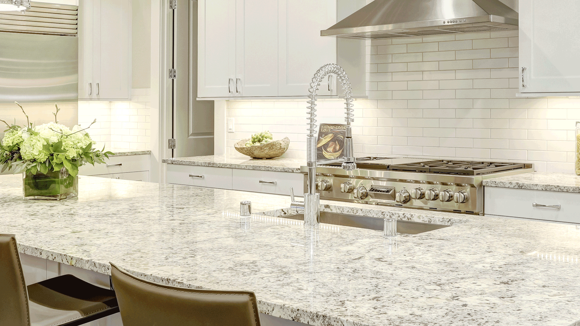 Sect1-GoogleHome_1920x1080_v2_Final.gif