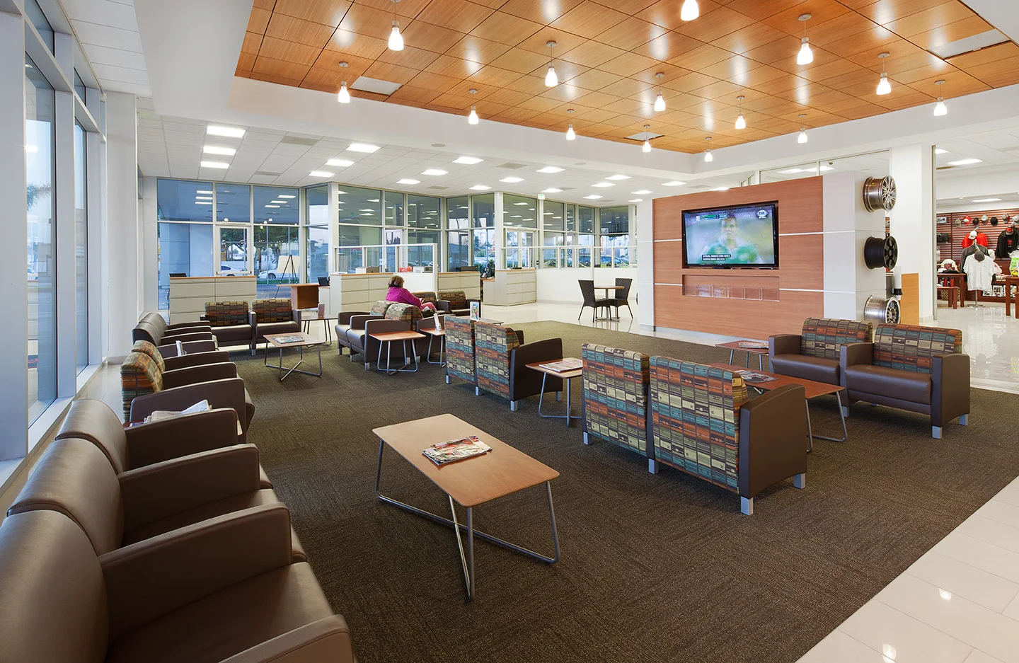 WEBelmore_CustomerLoungeTV.jpg