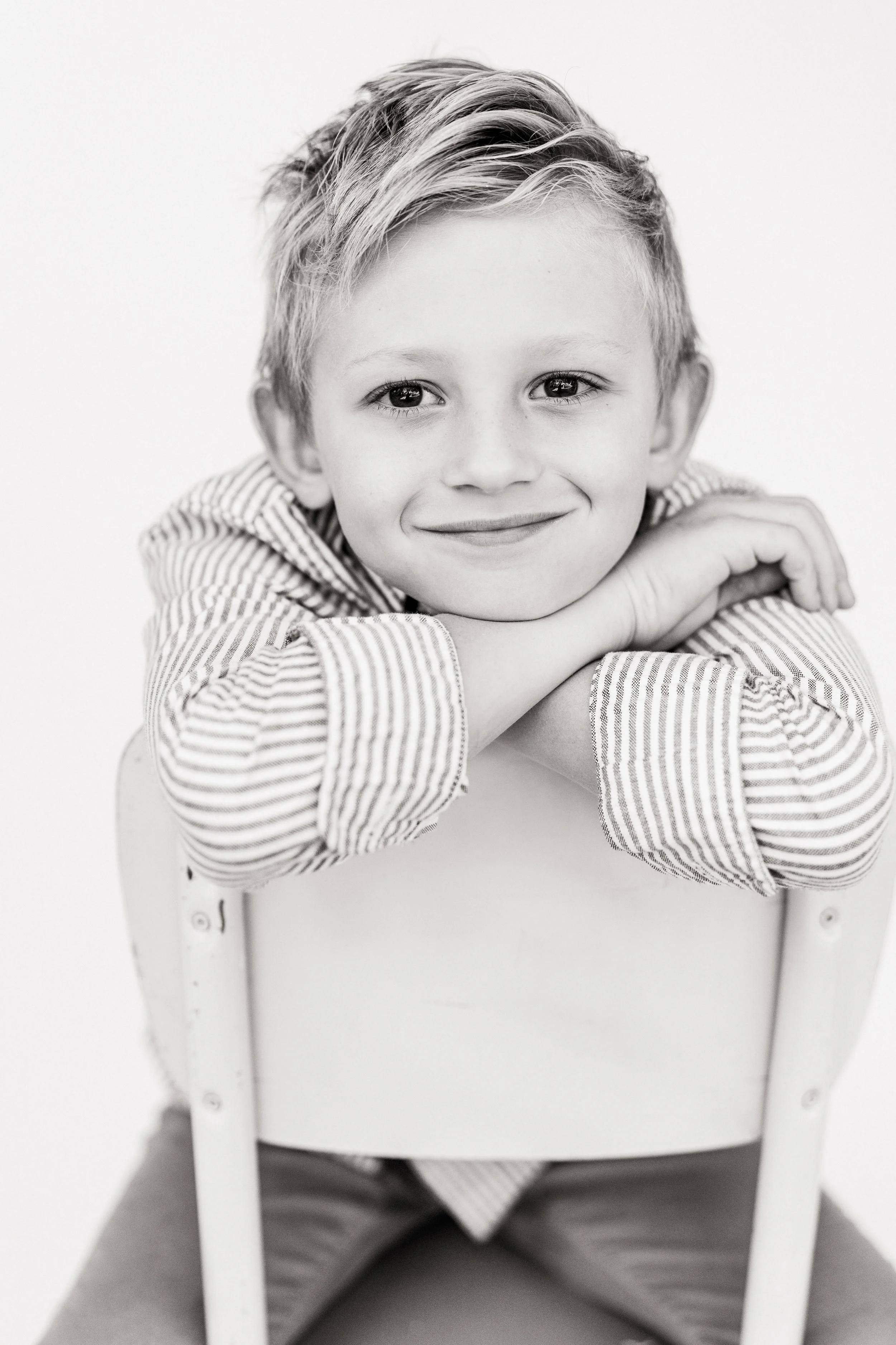 Charlie and Mia Personality Portraits 2025-8.jpg