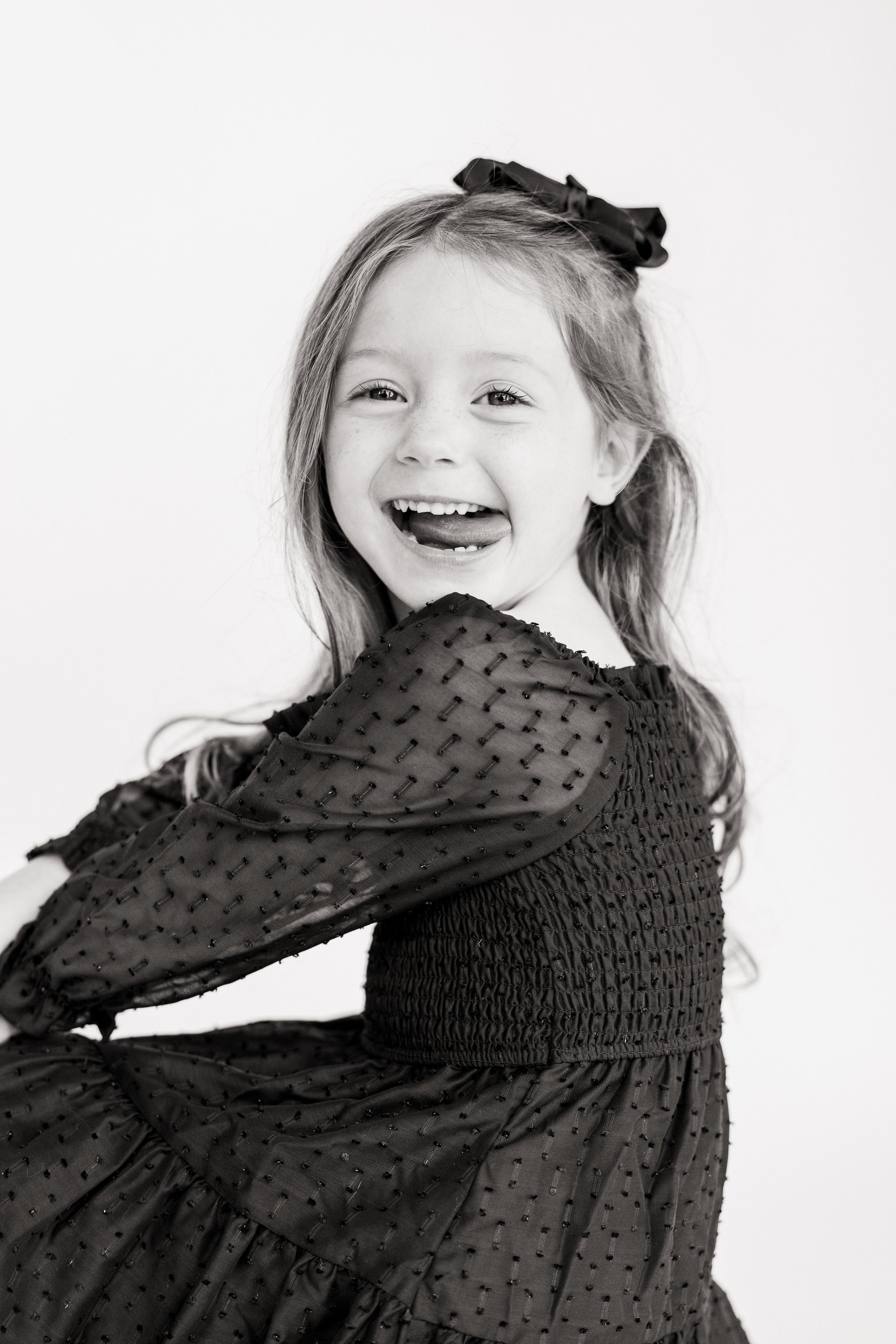 Hadley and Charlotte Personality Portraits 2025-8.jpg