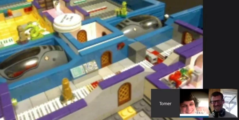 End game: You can see Kurt (the Vrusk next to the right escape pod) has run out of bennies, but Julia (the Sathar next to the left escape pod) has 3 left. Guess who lands on the planet surrounded by Slither beasts? And guess who floats in orbit and is saved by her Sathar brethren?