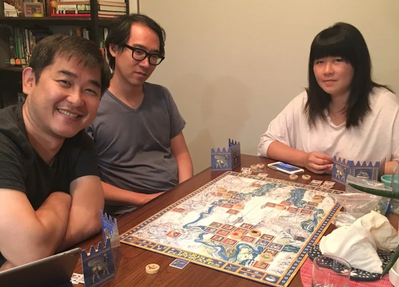 Some Tigris and Euphrates action... I forgot how fun and elegant this game is. 