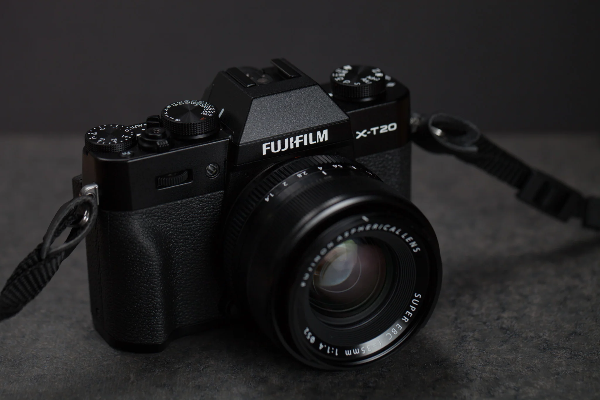 Fuji X-T20-review-product-holly-7.jpg