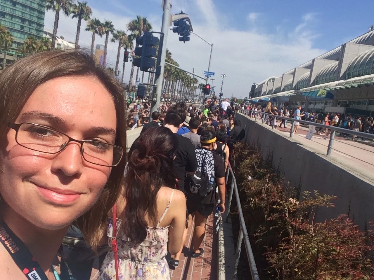 Many steps were walked, and many snacks were had. I wandered the artists' alley and the dealers' hall one more time before heading home. It was a great time. If I can manage it, I would love to come next year. And maybe one day I'll get to sign books her myself! 