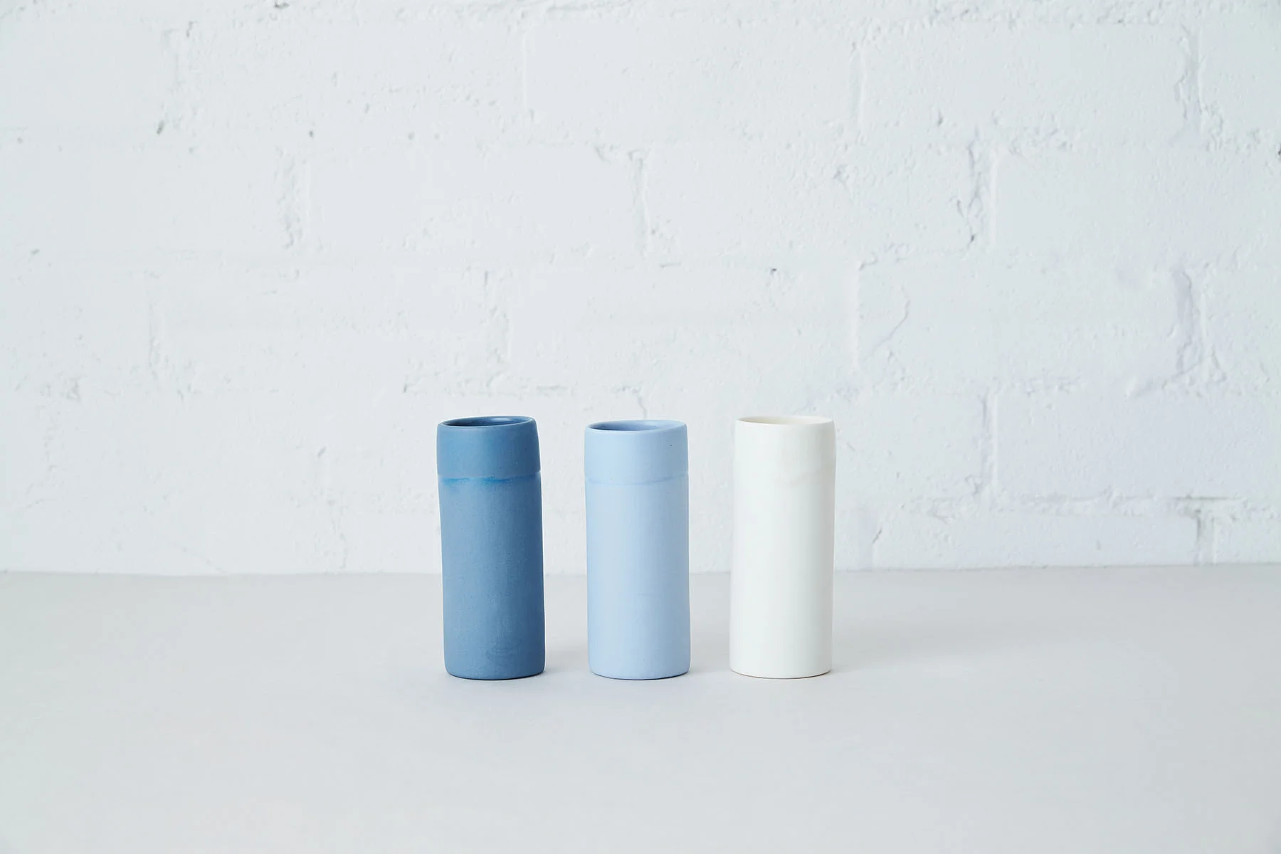 Bud Vase Studio Enti