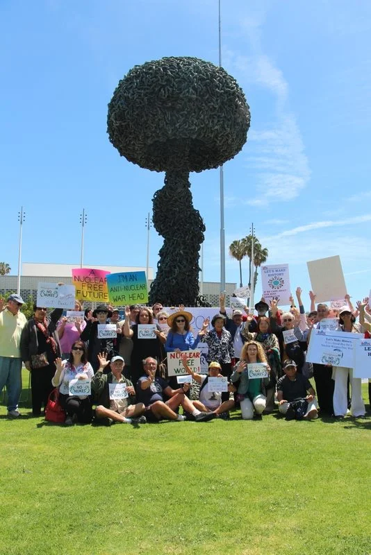 PSR-LA joined the global wave goodbye to nuclear weapons today from Chain Reaction in Santa Monica. Ours was one of over 80 events in 50 countries proceeding ti me by time zone leading up to the NPT review conference in New York where advocates will push for a nuclear weapons ban treaty. It can be done!