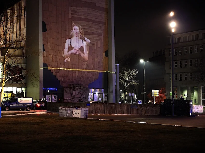 2018 Duisburger Akzente Liebfraun Kultur Kirche - Public Art - Raster - Videoinstallation