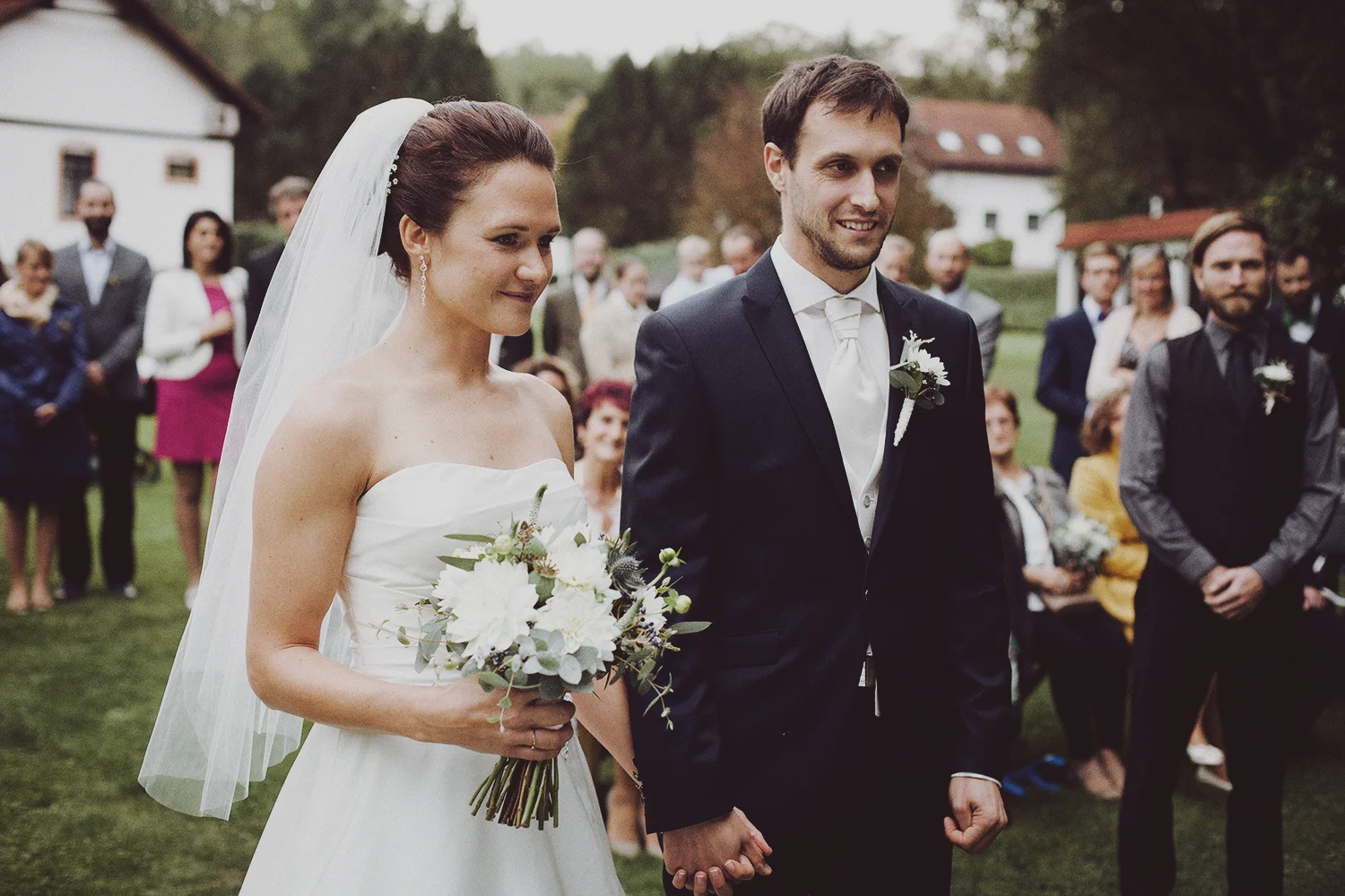 lobian_photography_rustical_wedding (60).jpg