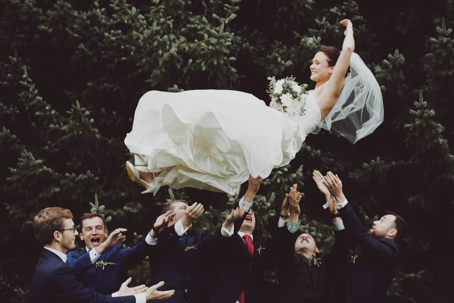 lobian_photography_rustical_wedding (80).jpg