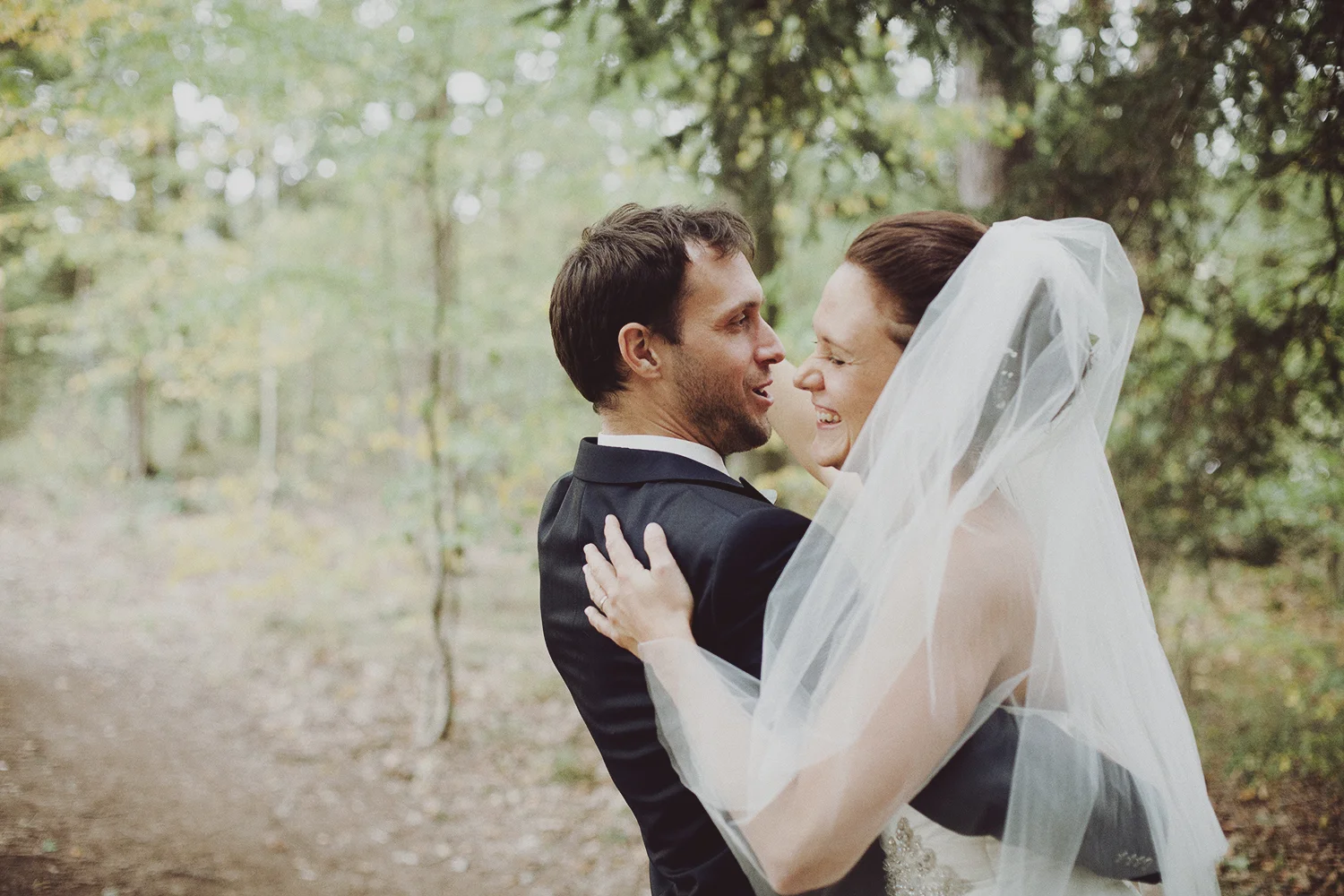 lobian_photography_rustical_wedding (93).jpg