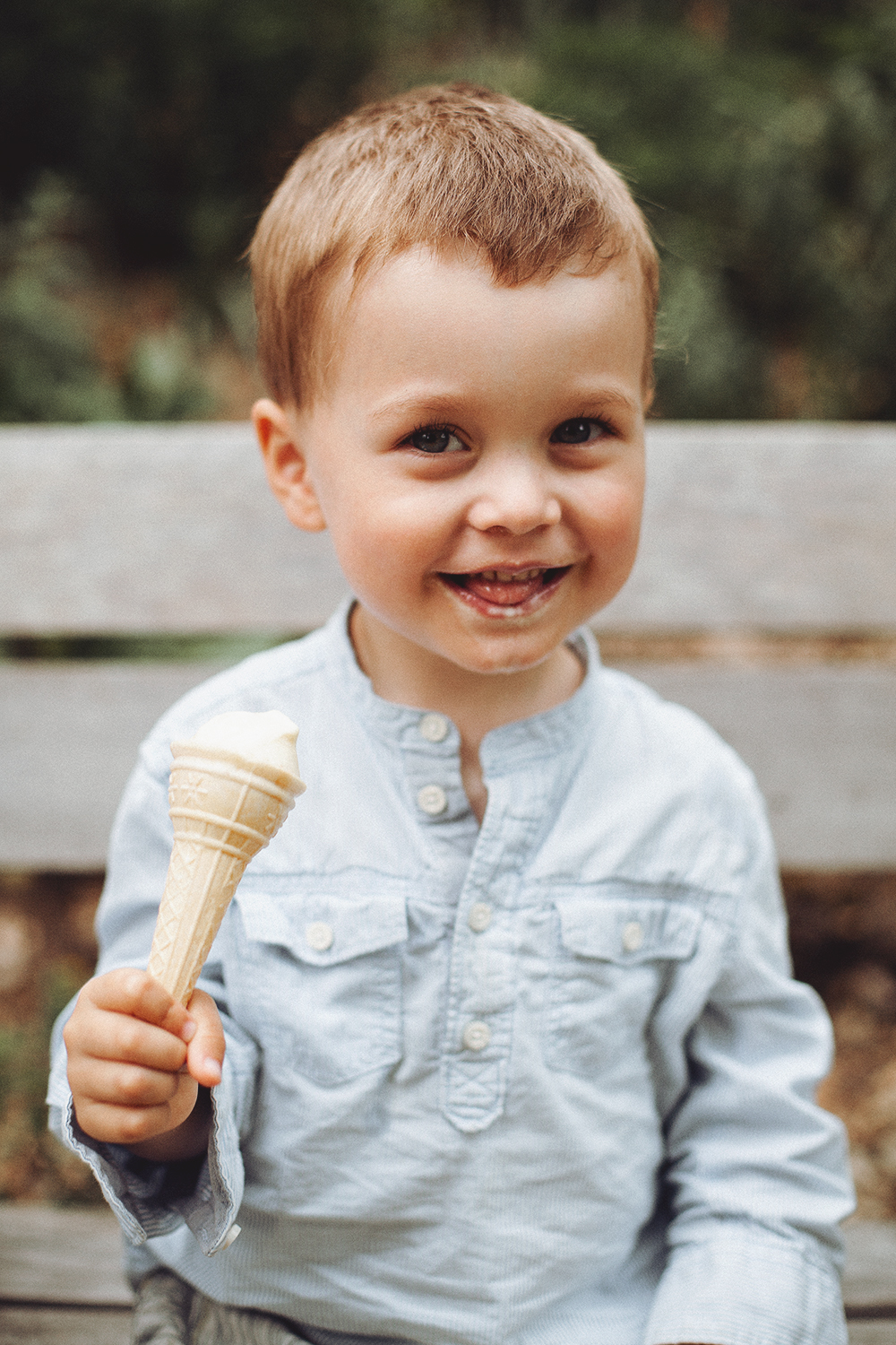 Family photoshoot in gardens (17).jpg