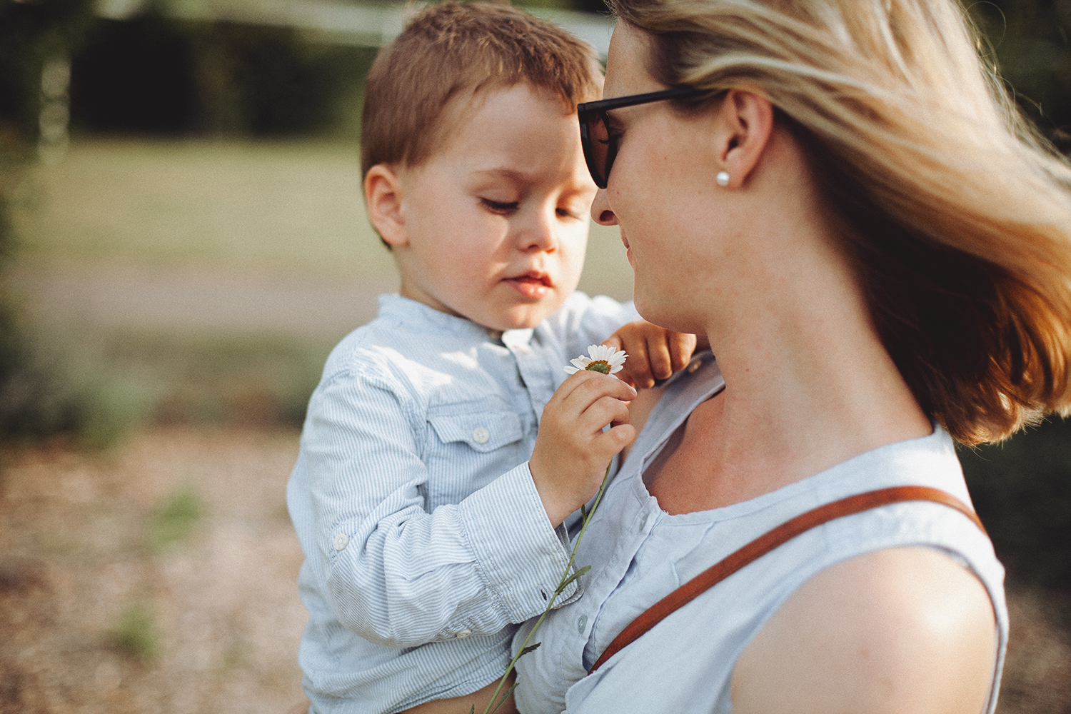 Family photoshoot in gardens (27).jpg