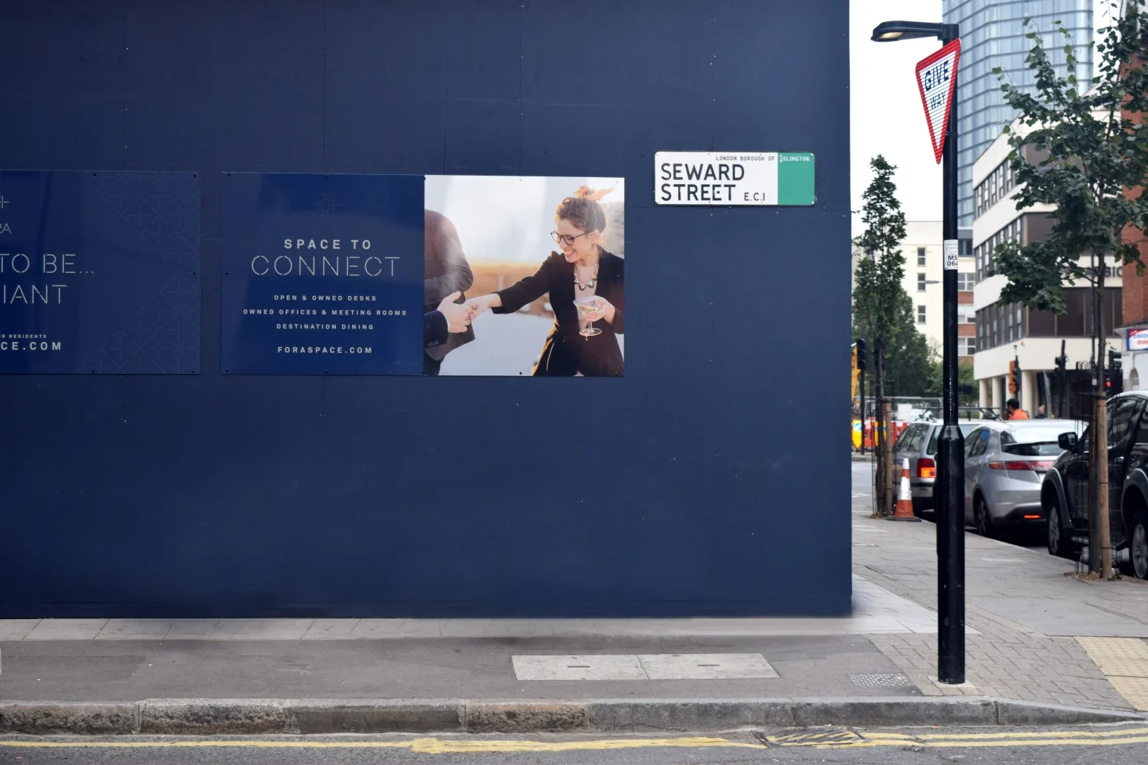 Fora - Outdoor Signage