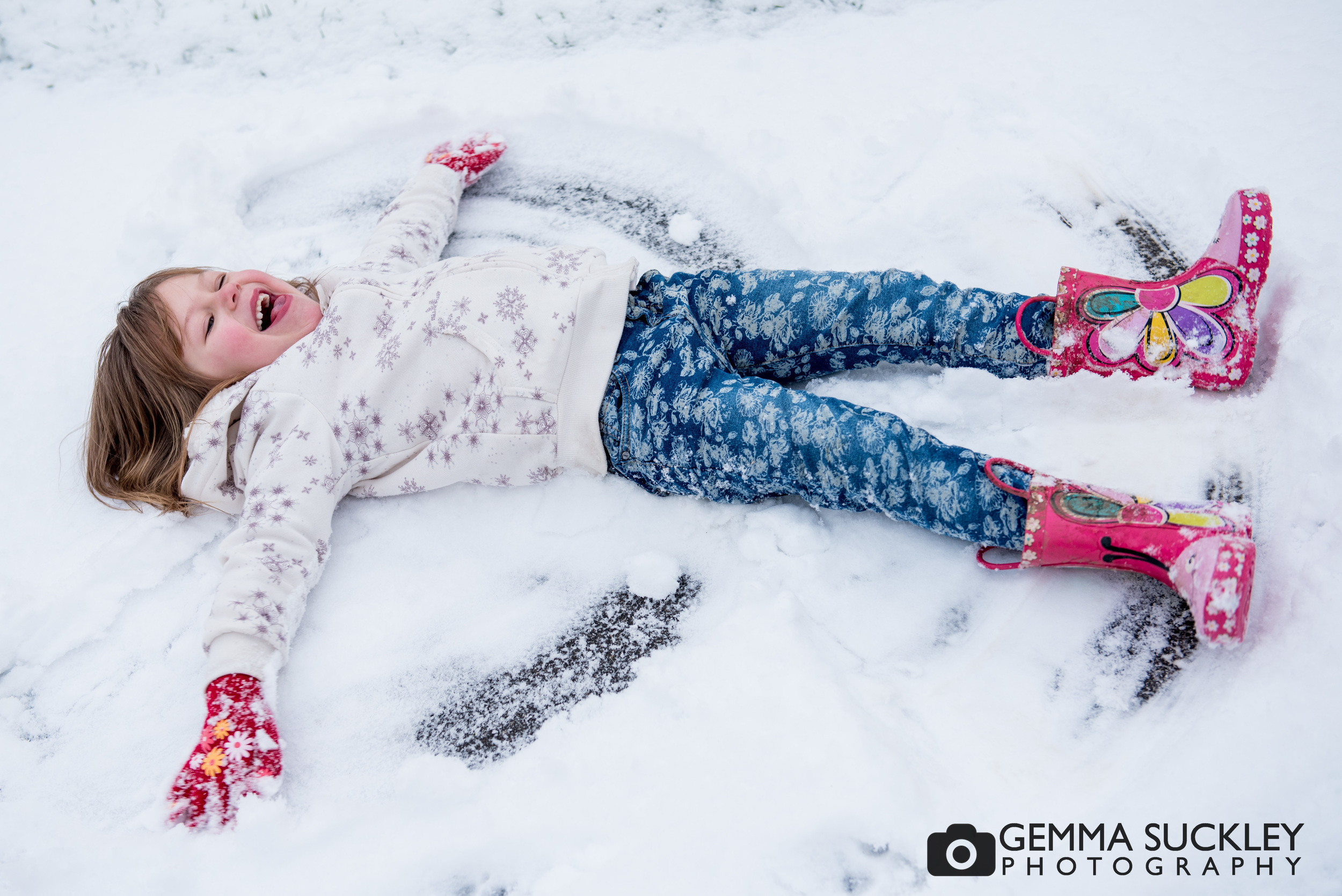 addingham-photo-shoot-in-the-snow.JPG