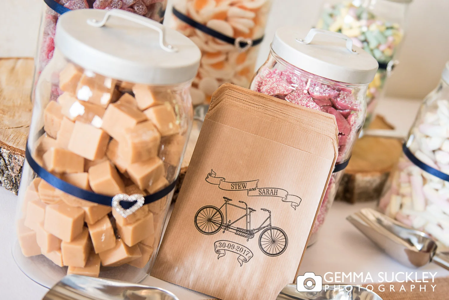 candy cart at belmount hall wedding