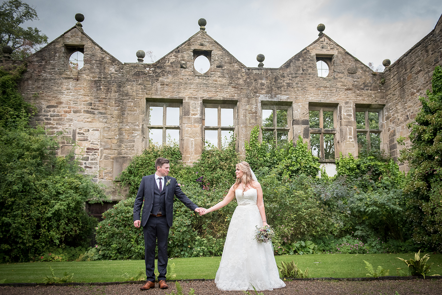 east-riddlesden-hall-wedding-photography.jpg