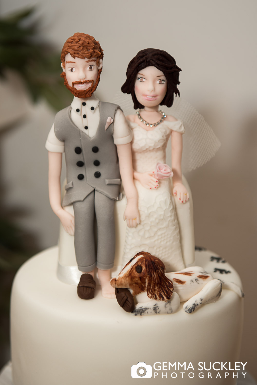 bride and groom cake topper