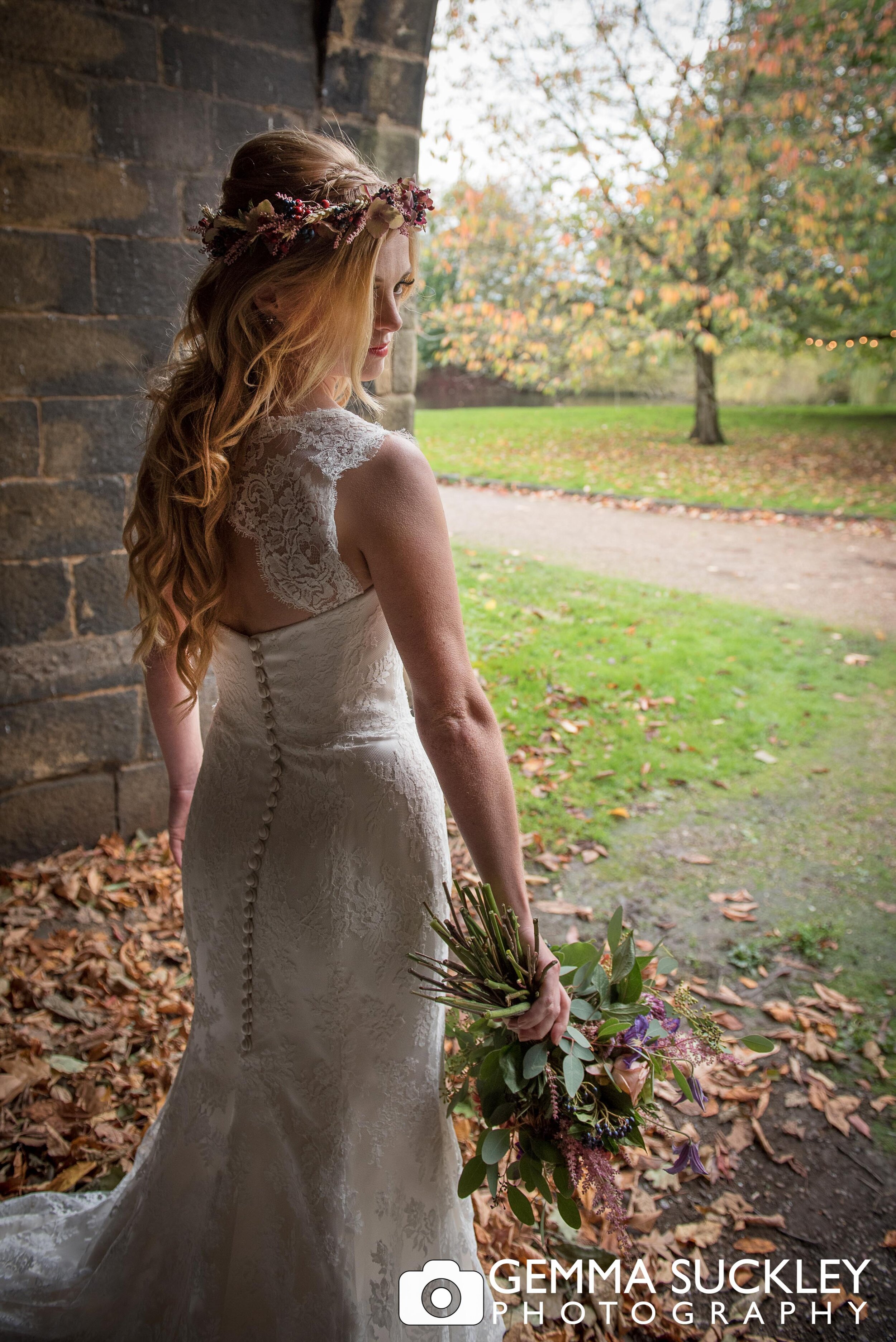 autumn bride at east riddlesden hall