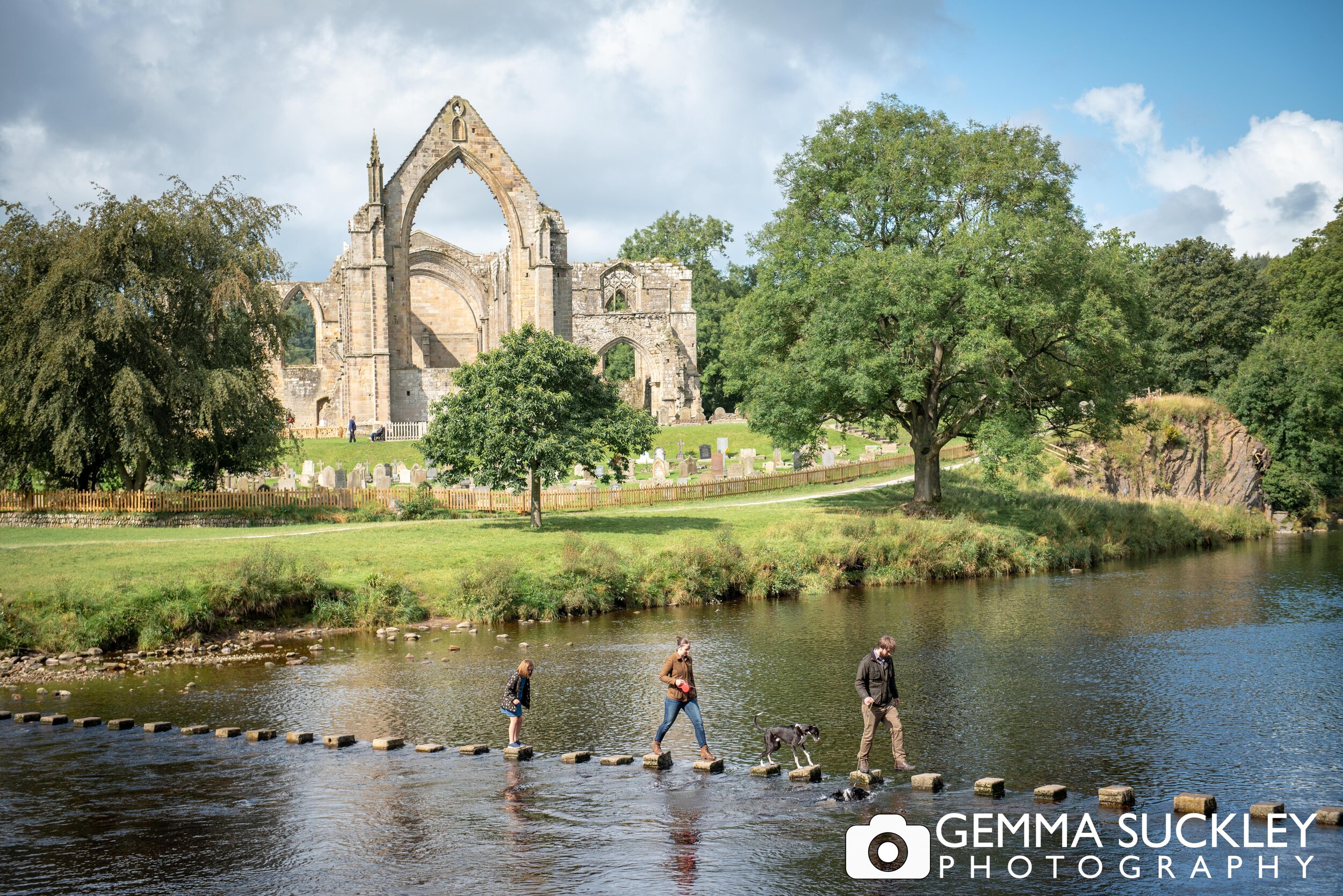 wide shot of the stepping stones at Bolton Abbey