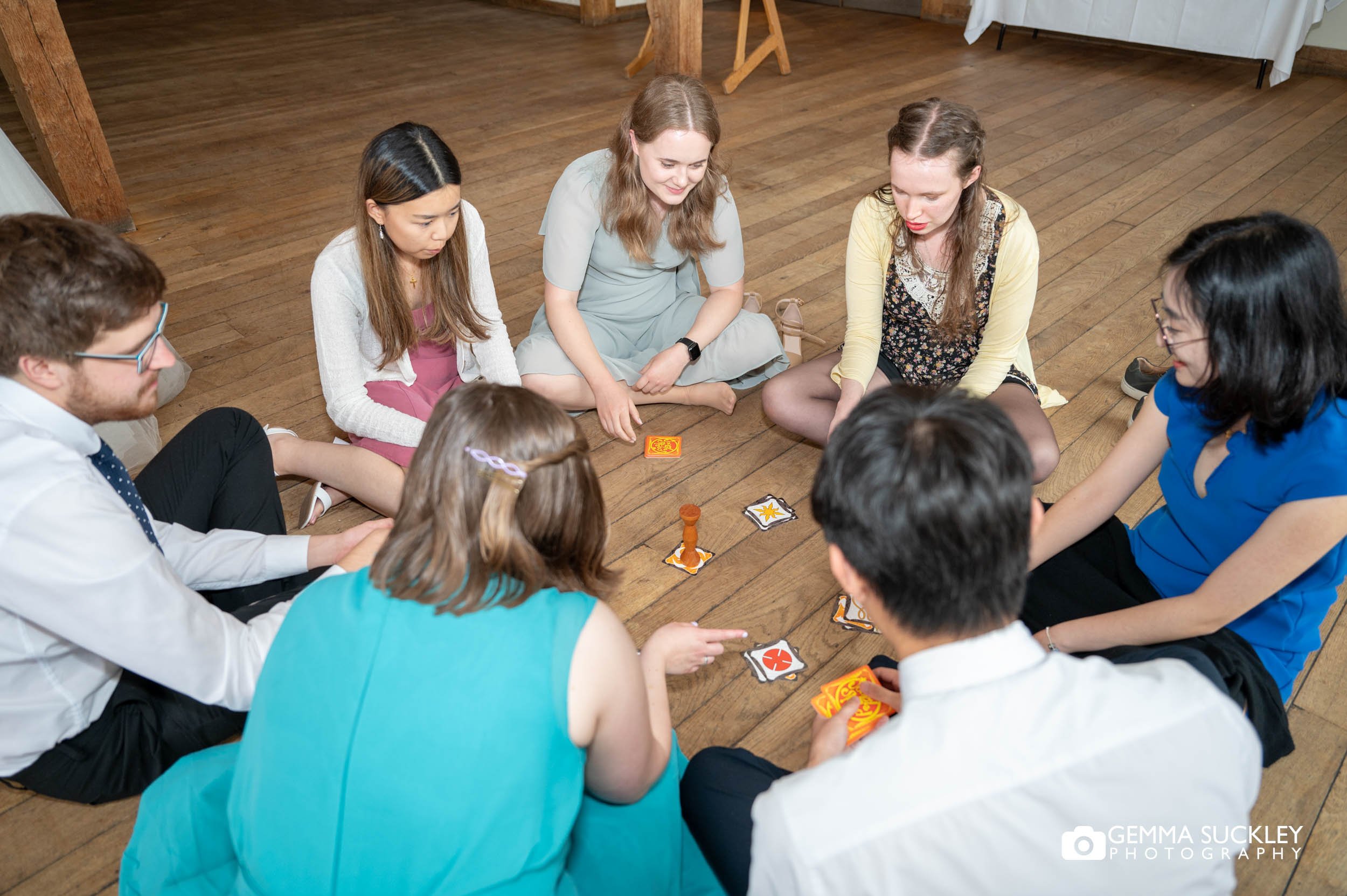 wedding guests playing board games
