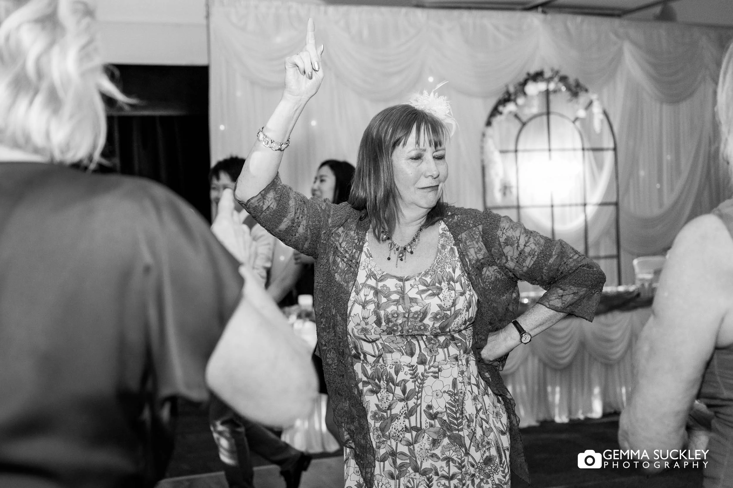 wedding guest dancing