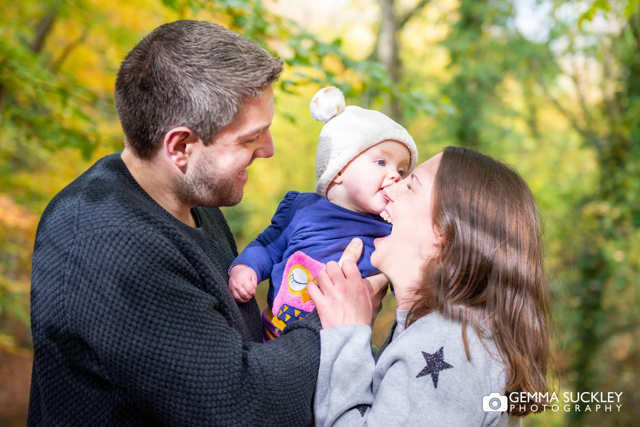 baby biting her mums nose in skipton woods