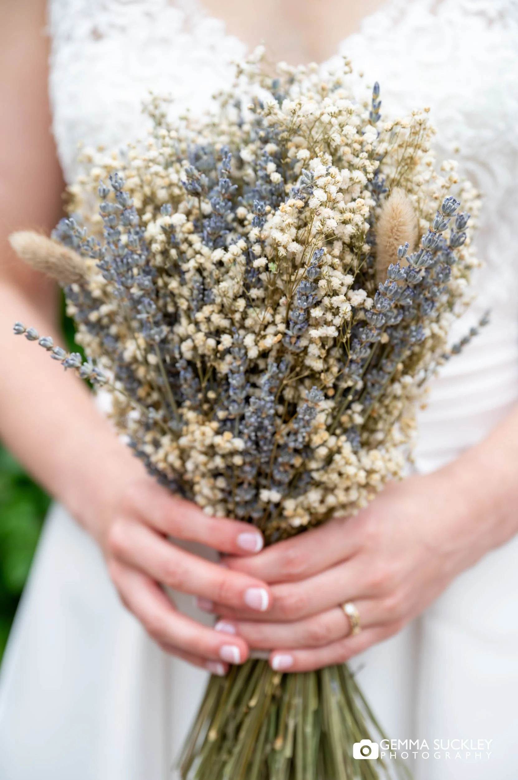 bridal dit dry flowers
