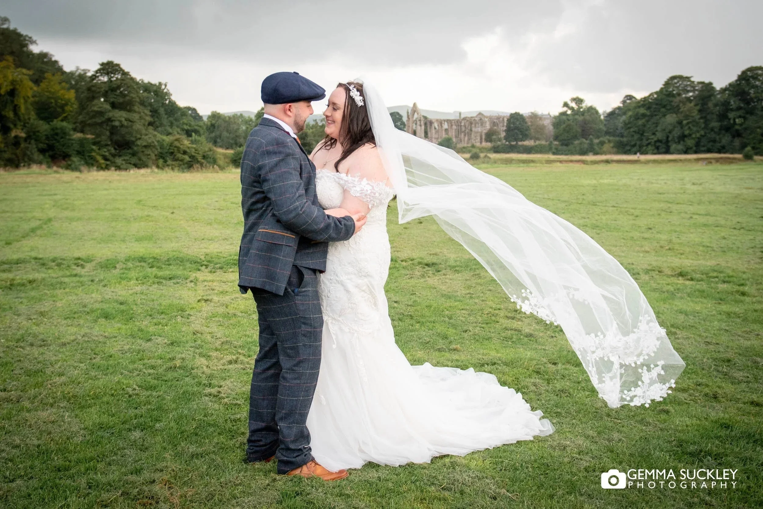 just married couple at bolton abbey estate