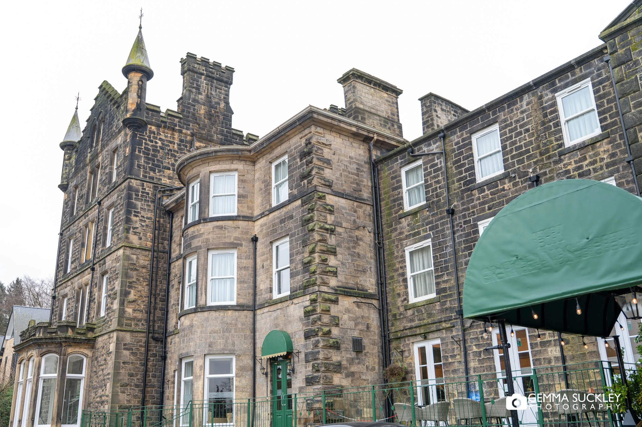 the exterior of craigland hotel in ilkley