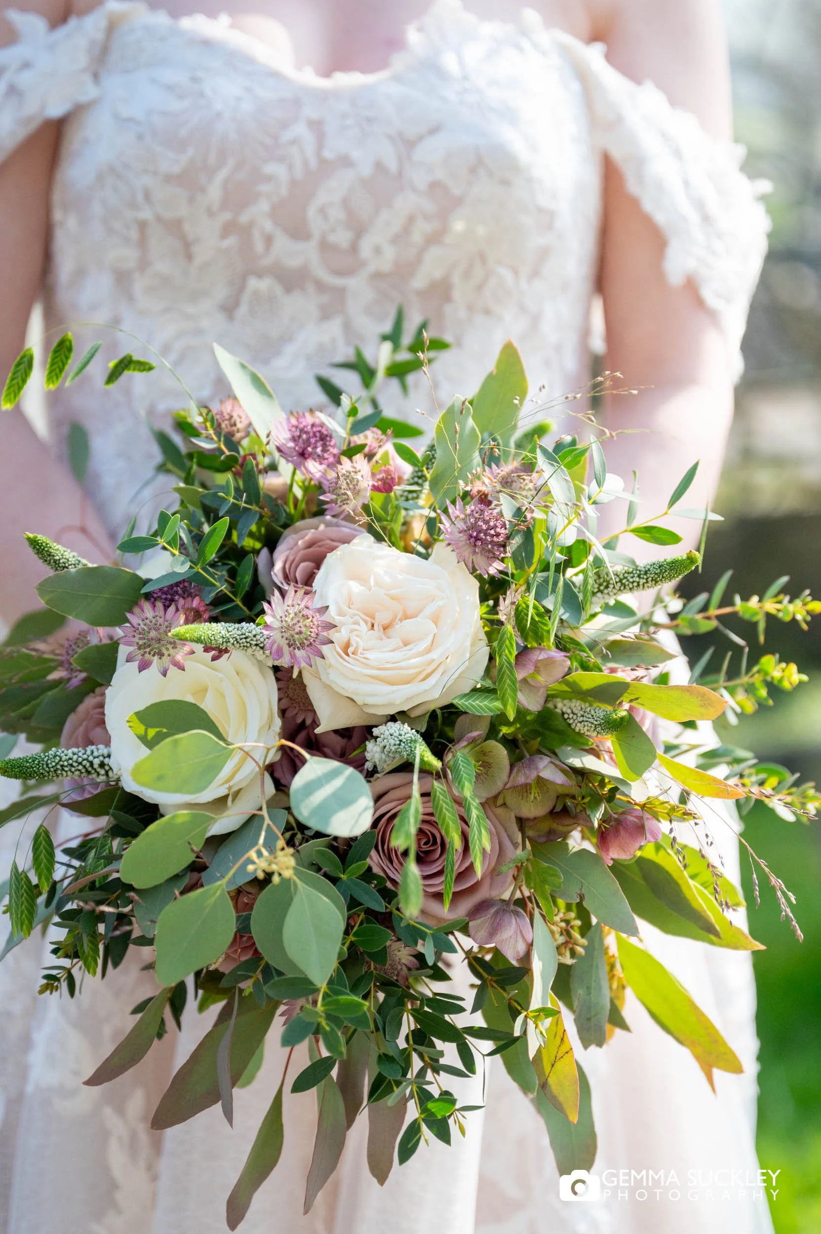 bridal bouquet at settle wedding 