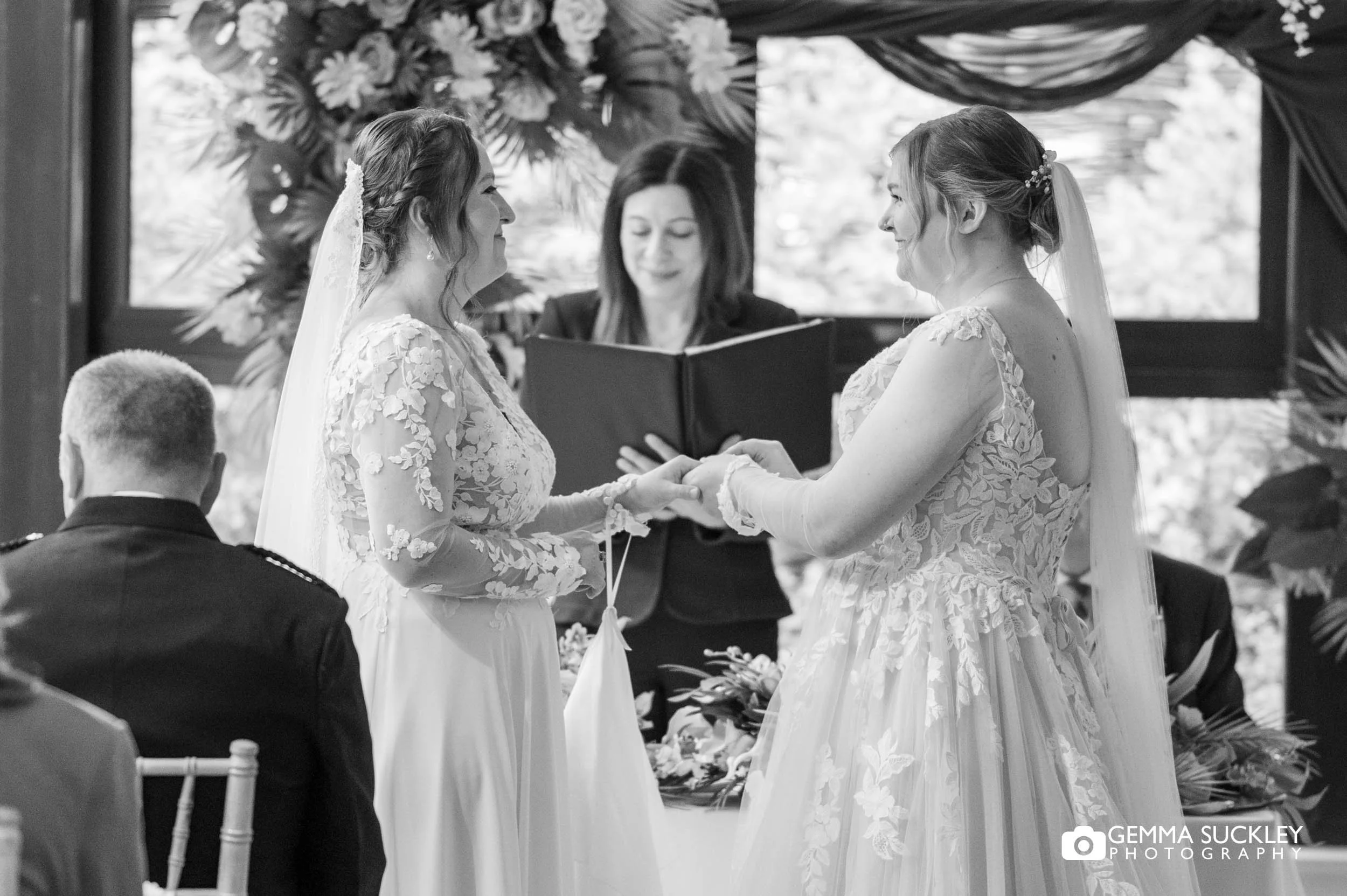 Chevin-Countr-Park-Hotel-wedding-25.jpg