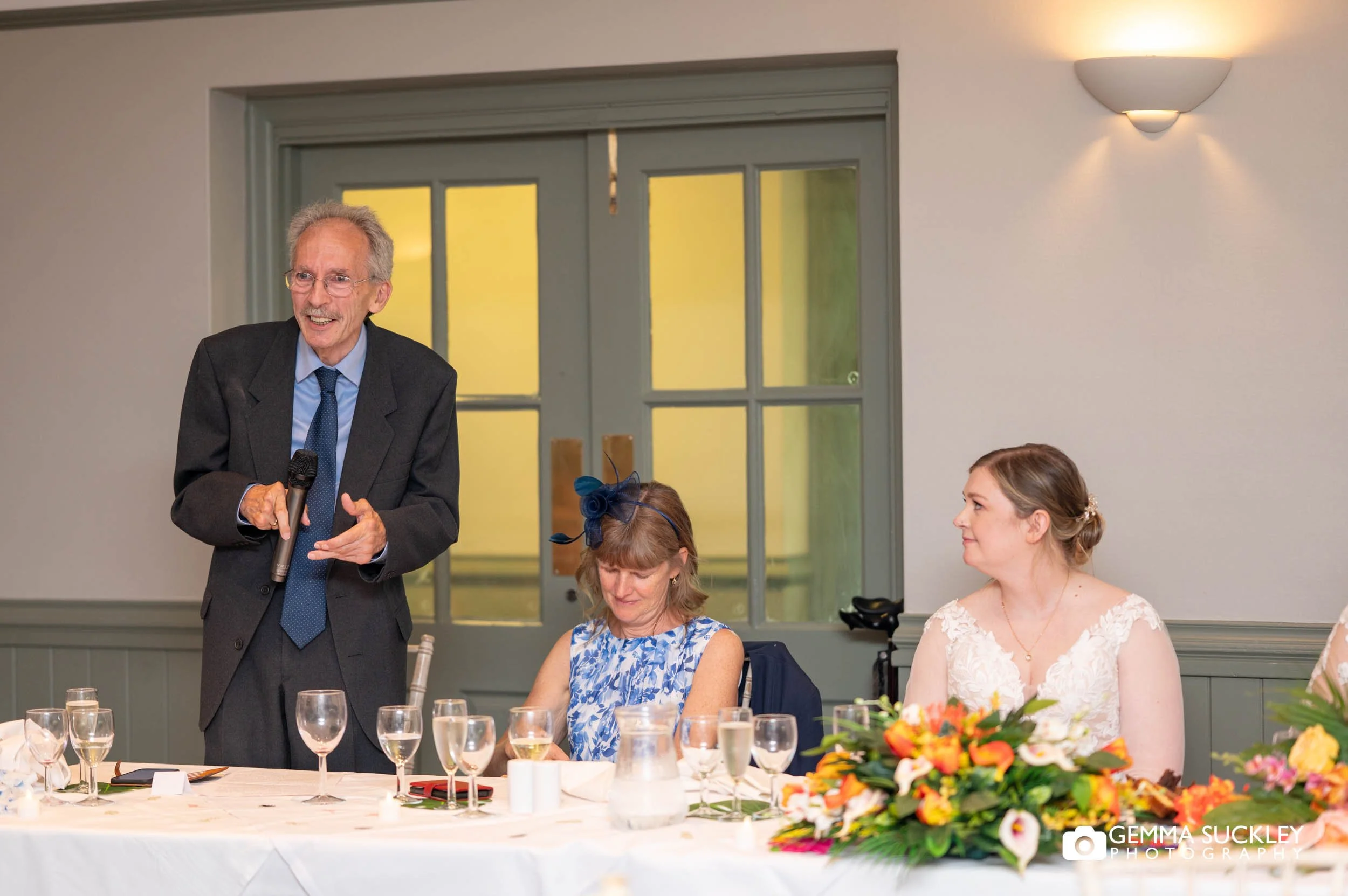 Emotional moment during the father of the bride speech