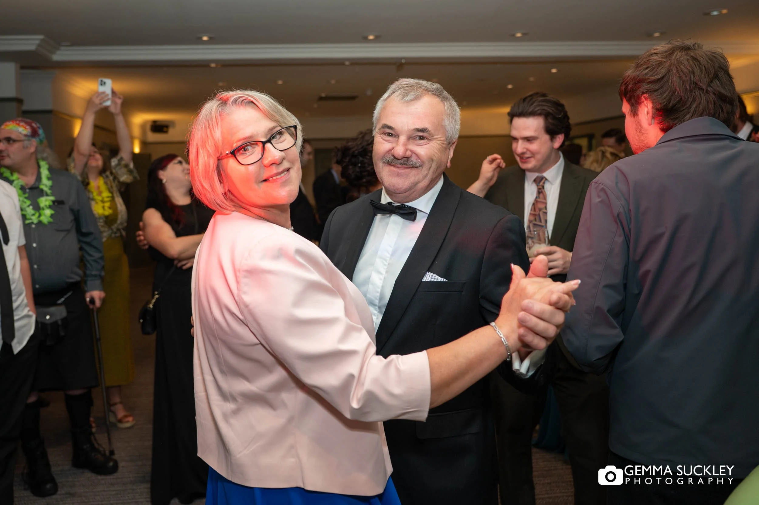 wedding guests dancing