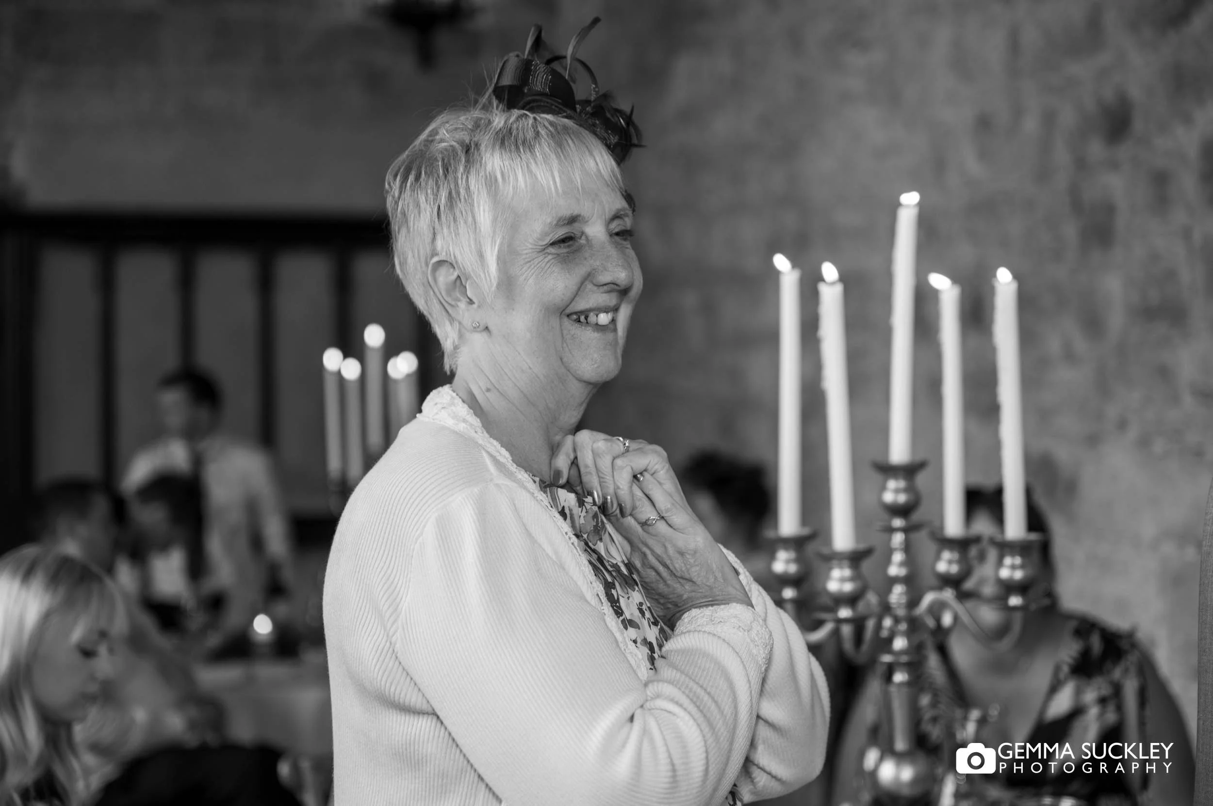 wedding guests clapping as newly-weds entrance 
