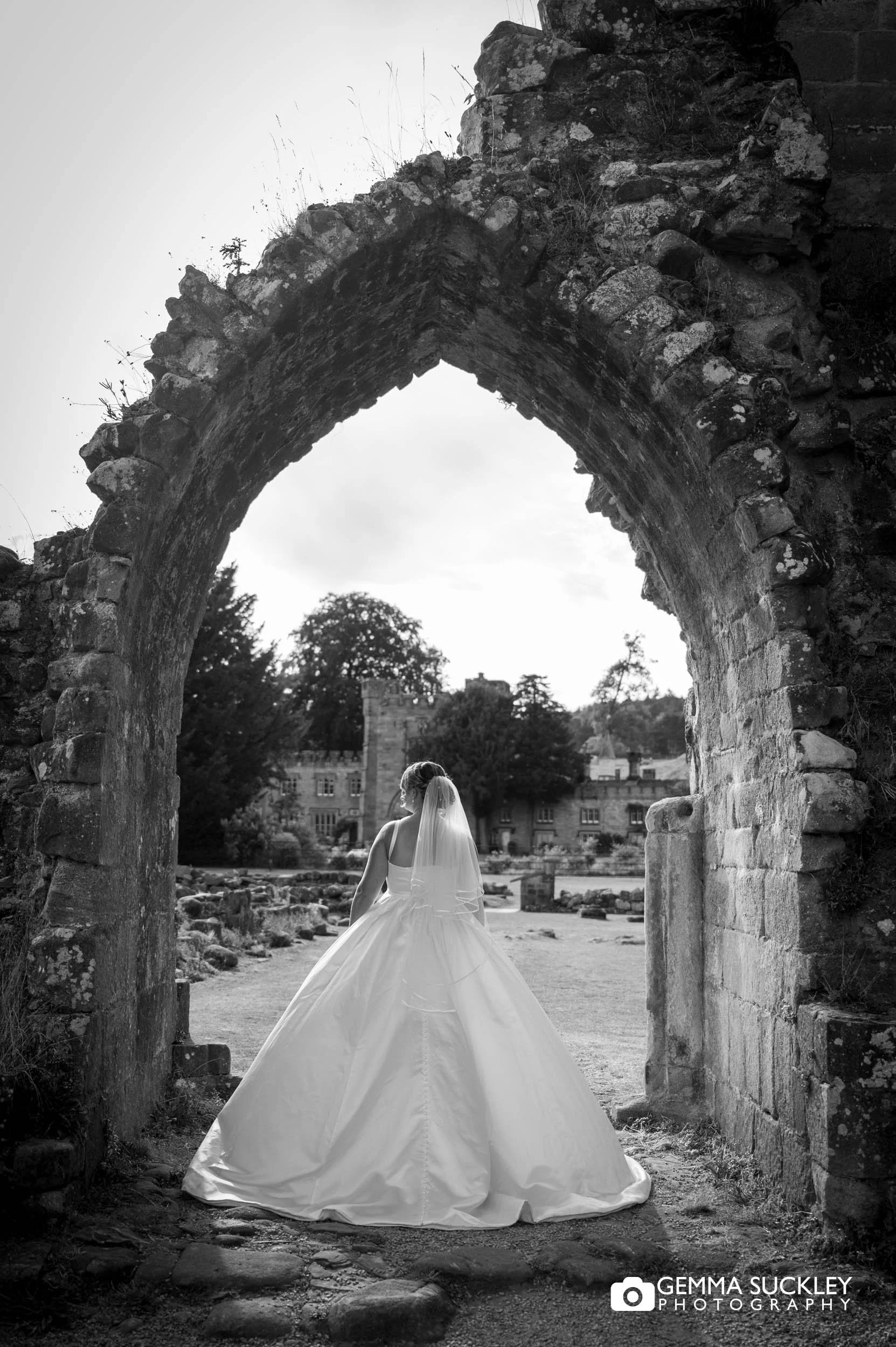 bride portrait at botlon abbey ruins