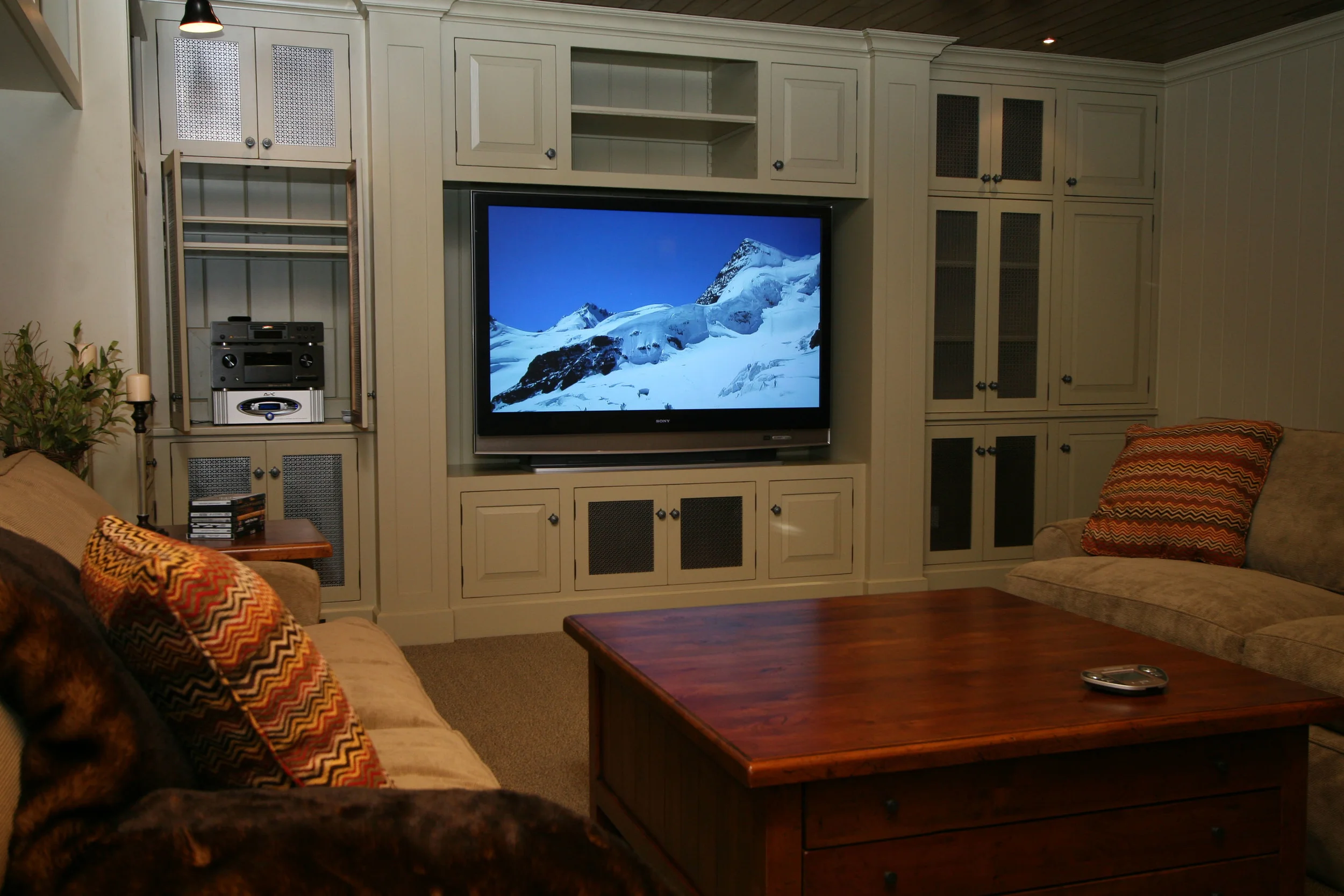 Automated Compact Living Room