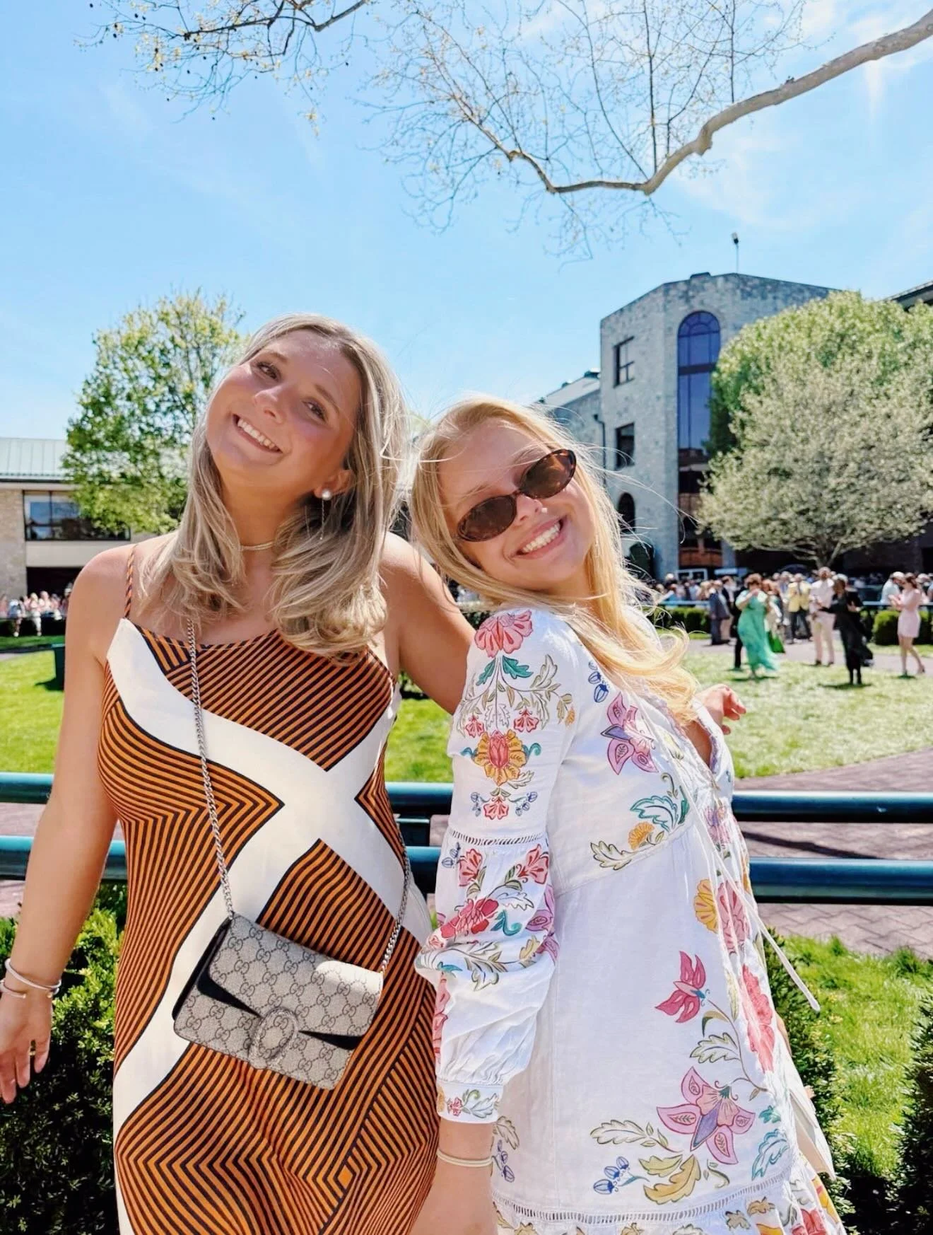 BIG/LITTLE DUO👯🏼&zwj;♀️

Today&rsquo;s Big/Little duo is junior, Finley Eichler,  and sophomore, Ashley Middel! Let&rsquo;s hear how DZ brought them together!! 

&ldquo;From the moment I met Finley, I knew I wanted her to be my big, and I&rsquo;m s