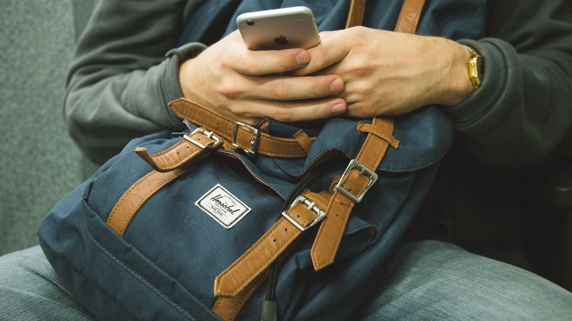 backpack-1149544_1920.jpg