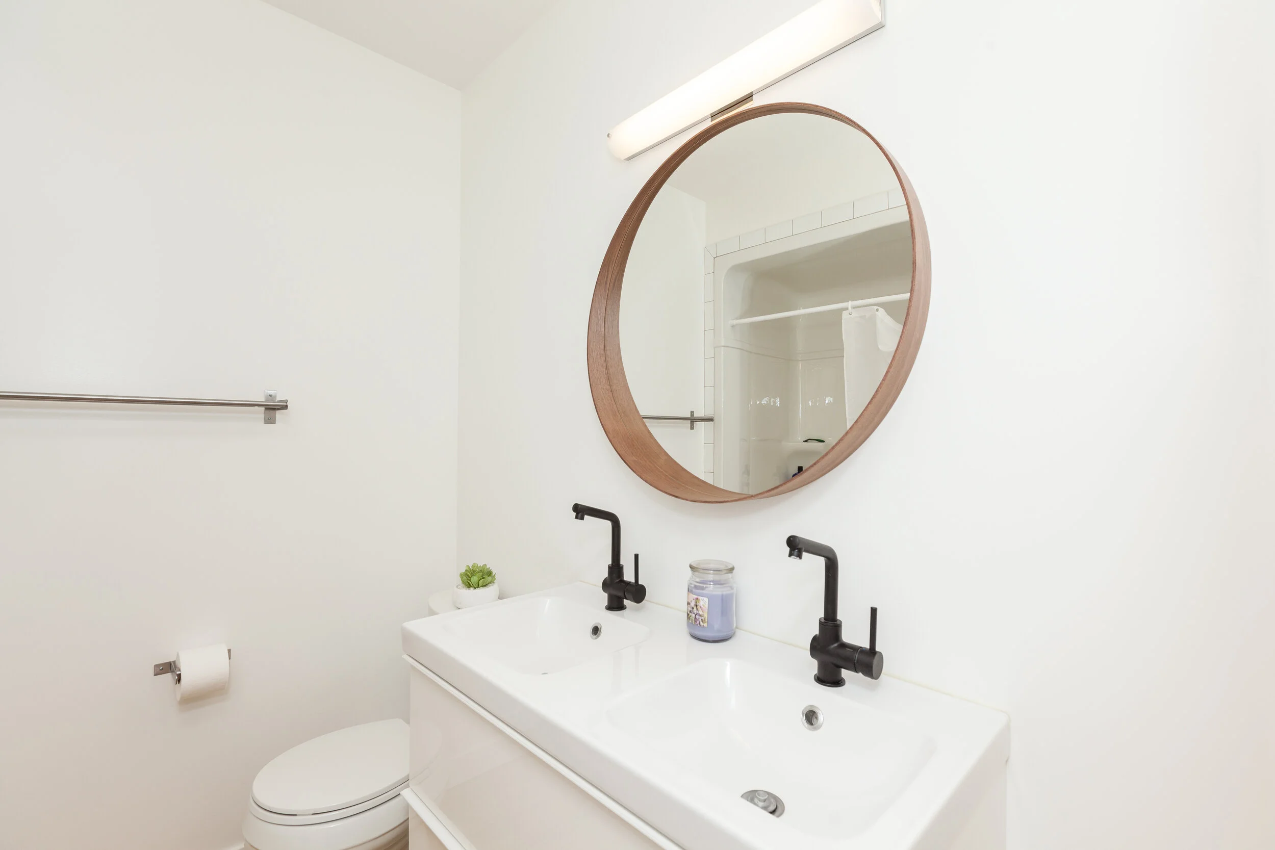 ArtHouse_Residential_Custom_Infill_Home_Builder_Garneau_Edmonton_42.jpg