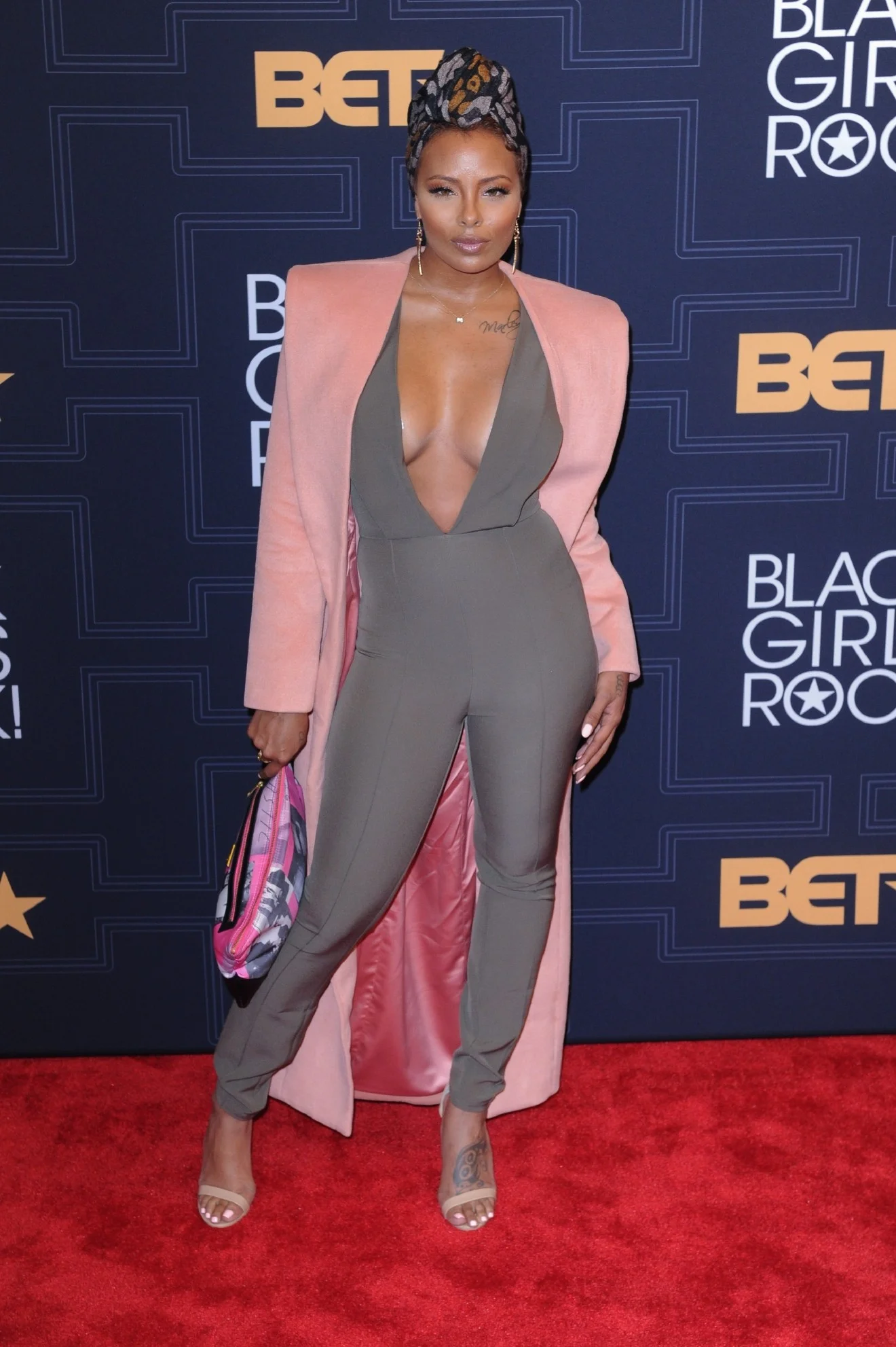 red carpet looks for less