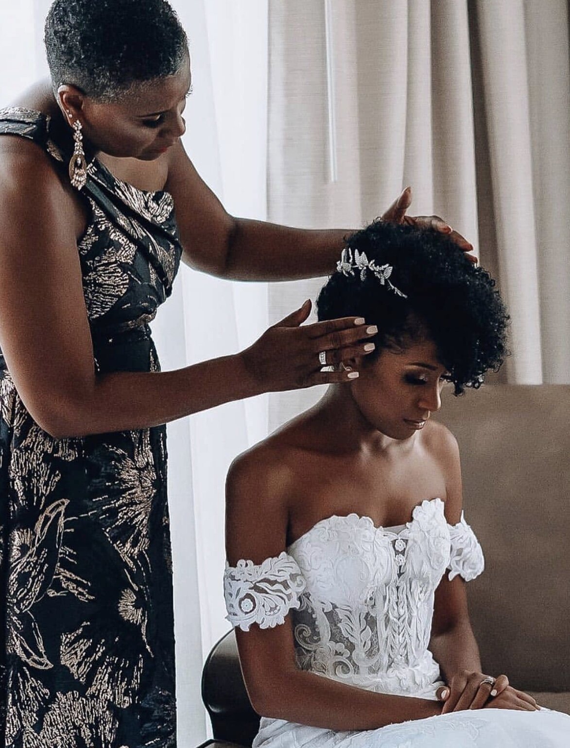 Wedding Hairstyles For Black Women: 40 Looks & Expert Tips | Black brides  hairstyles, Black wedding hairstyles, Wedding hairstyles with veil