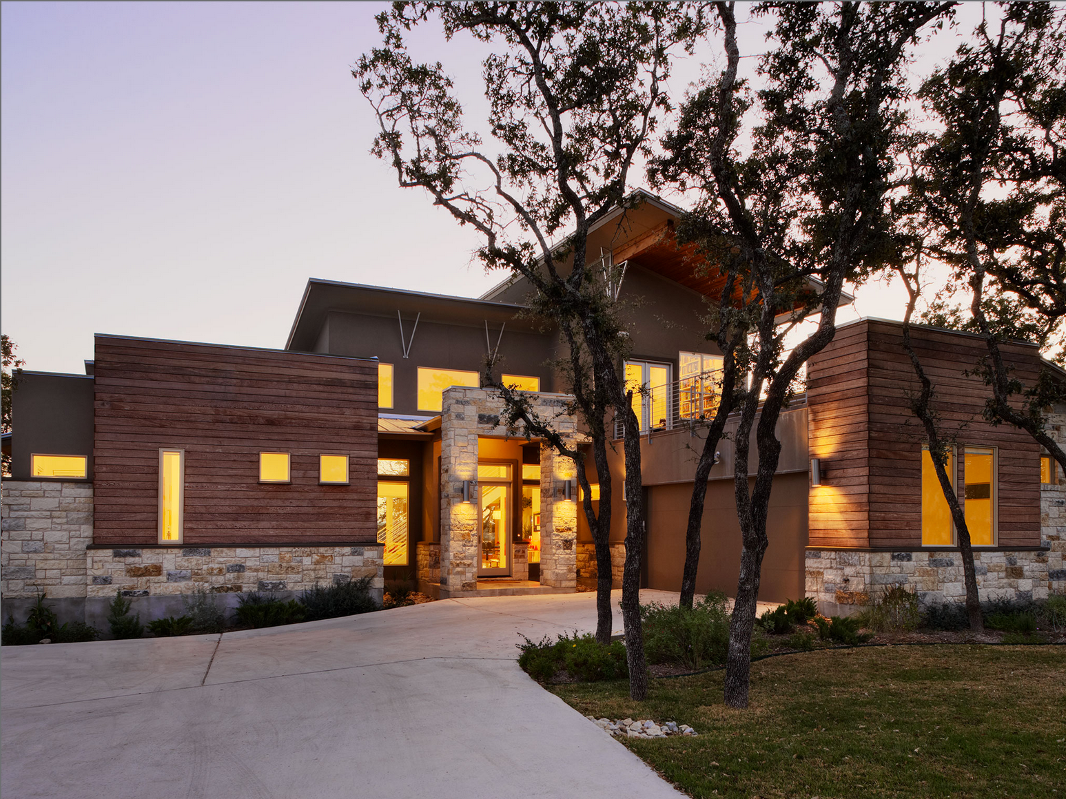 THE MODERN VILLA