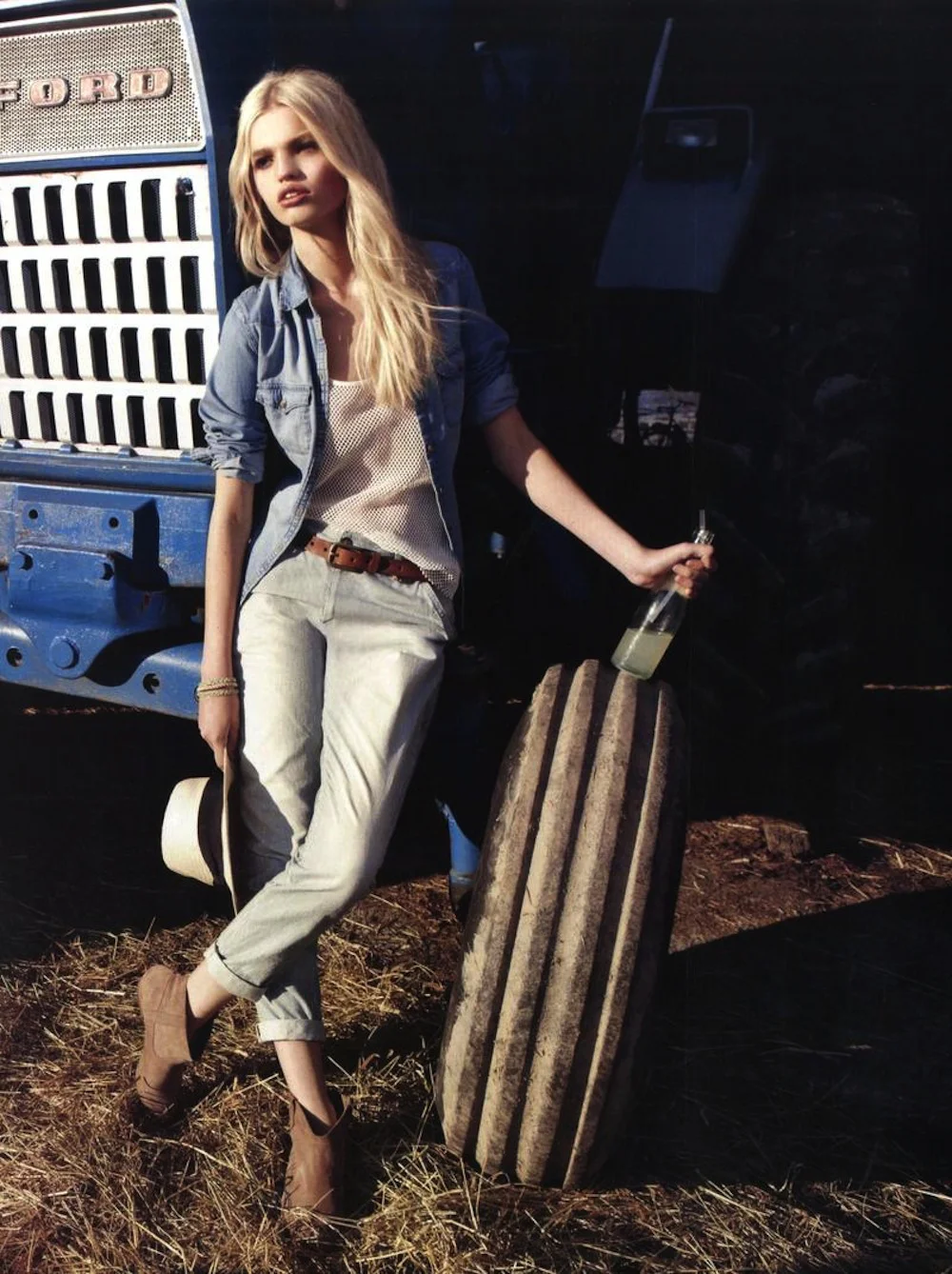 field-of-dreams-daphne-groeneveld-by-lachlan-bailey-for-hm-magazine-spring-2012-6.jpg