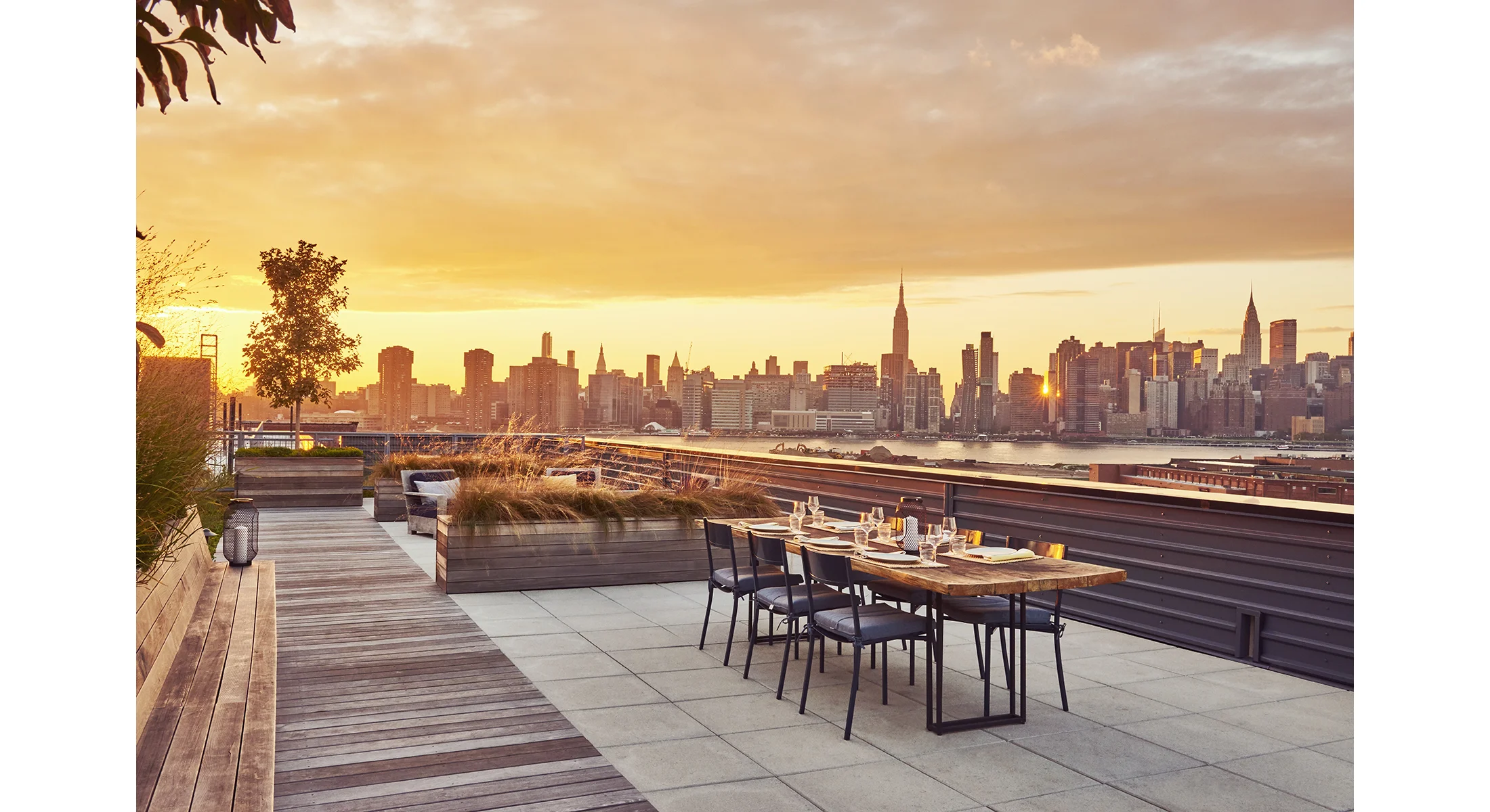 FGS-1133Manhattan_248_DiningTable_Skyline_Sunset_v05 copy.jpg