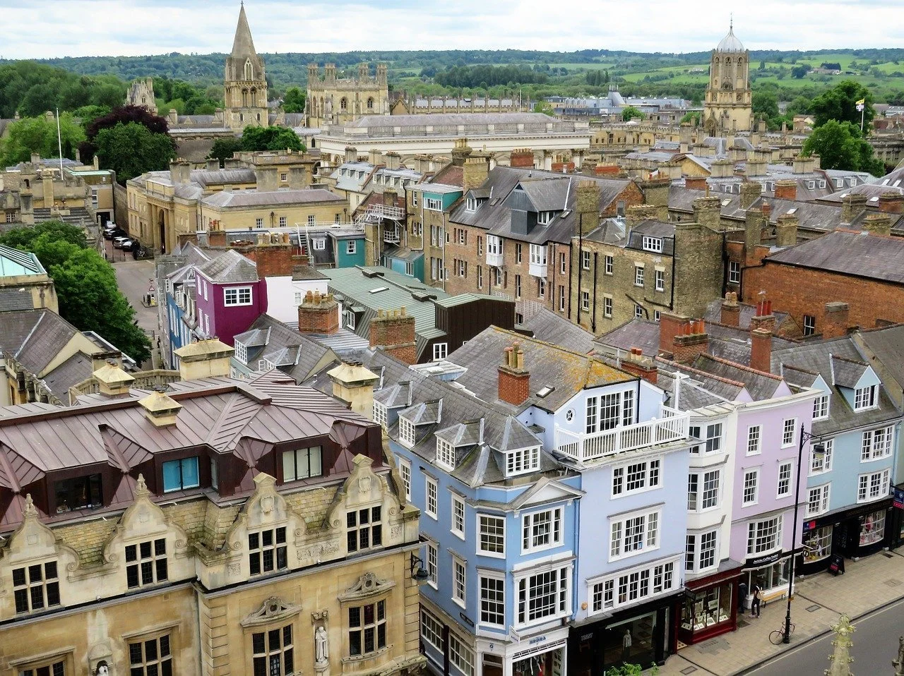 oxford-gbdb5f6682_1280.jpg
