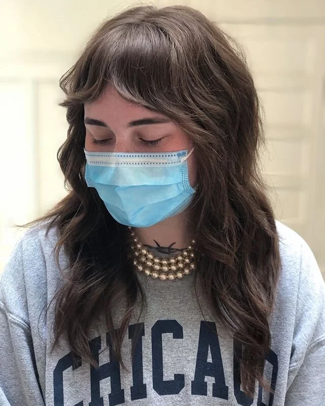 A Stylish Shaggy Do by Kimber - @fringe.w.benefits .
.
.

#heartwoodhair #yyjhair #redkenshadeseq #schwarzkopfprofessional #blondemeschwarzkopf #foilmefoils #behindthechair #yyjsalon #yyjhairstylist #yyjbeauty #yyjlashes #yyjevents #yyjstyle #viccity