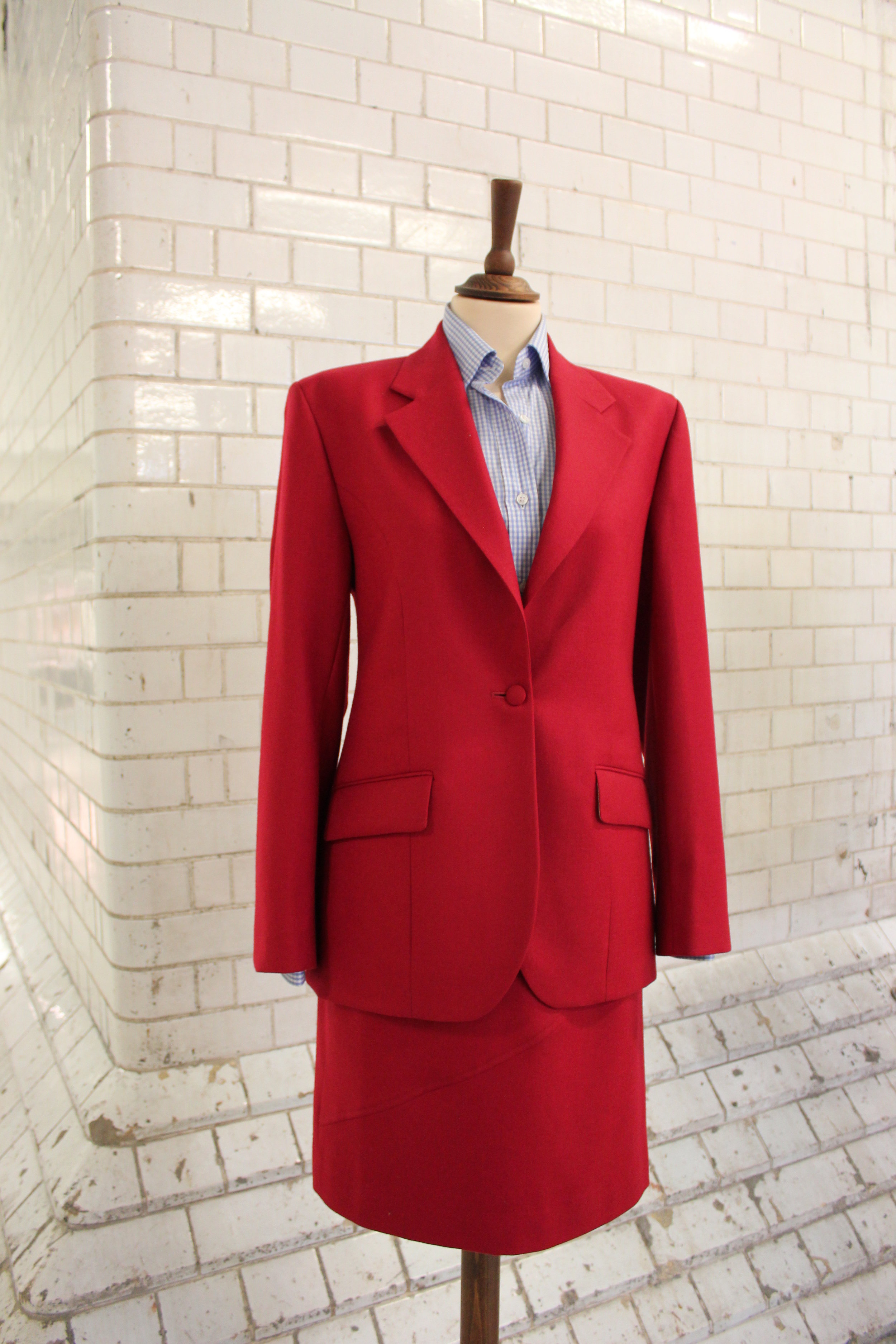 ladies-red-suit-tailor-british-all-uk-made-wool-womenswear-skirt-jacket-gingham-bespoke-shirt.JPG