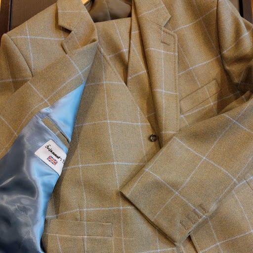 johnstons-elgin-tweed-blue-lining-susannah-hall-tailors-bespoke-suit-british-uk-made.jpg